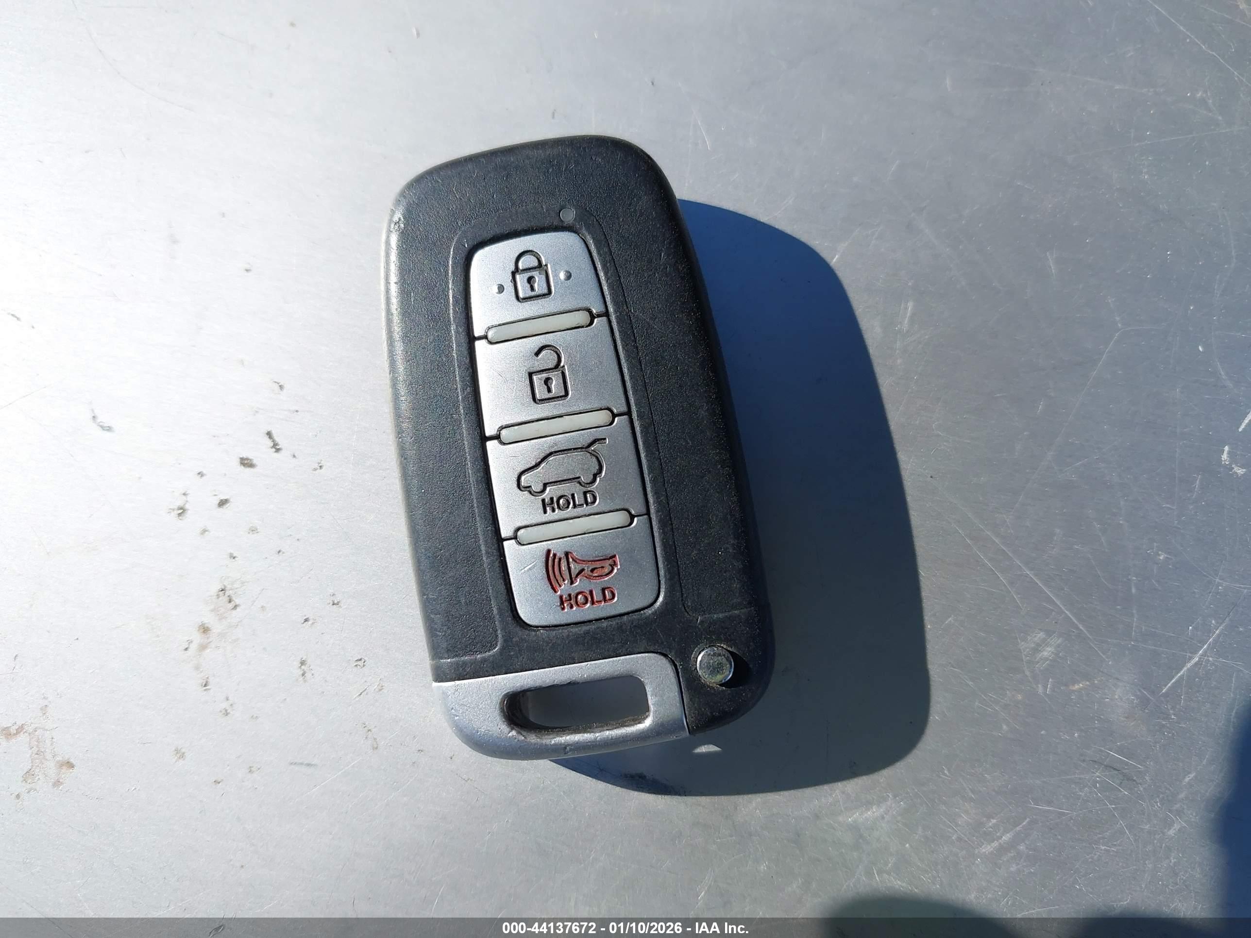 HYUNDAI VELOSTER image 11