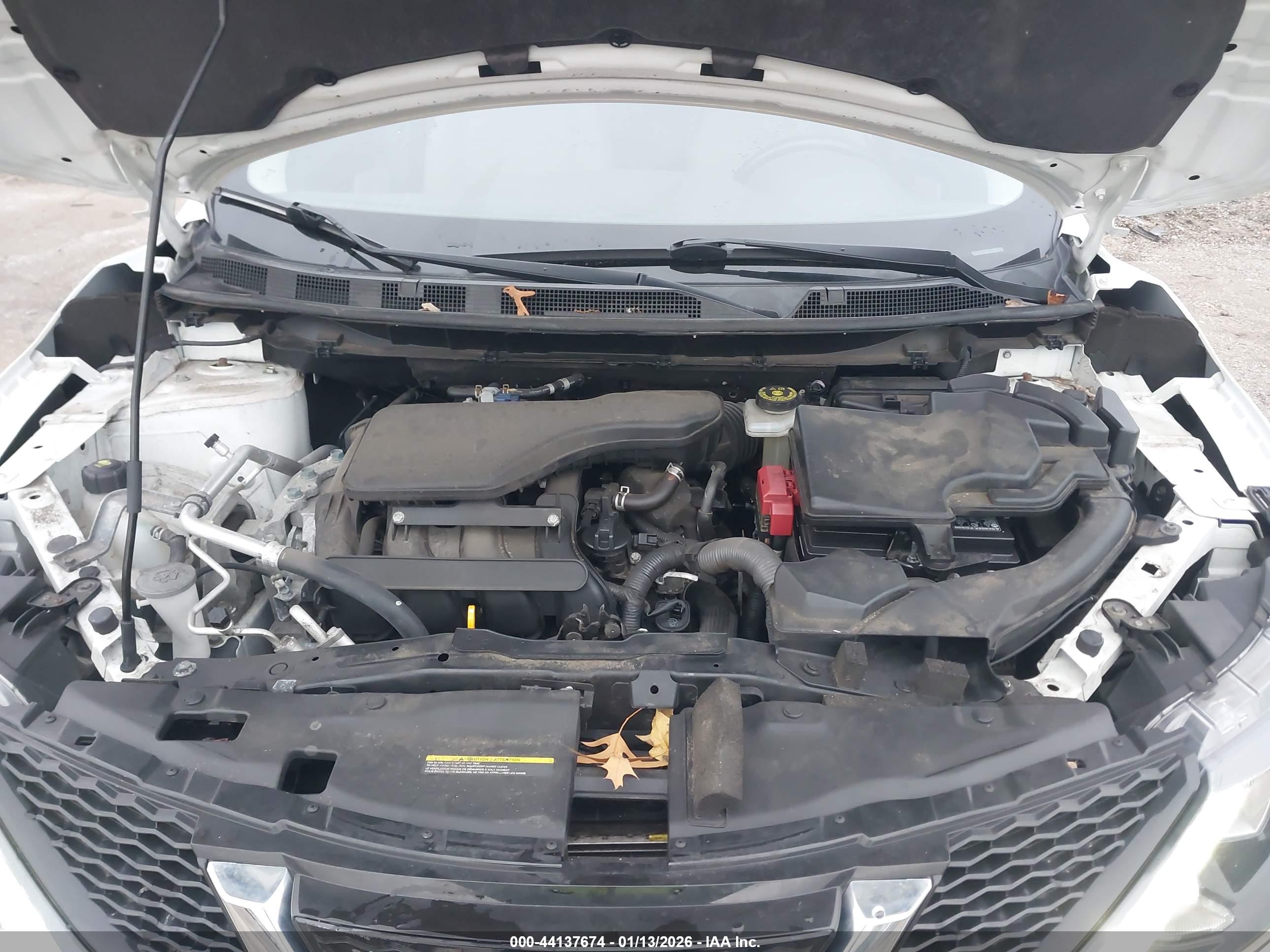 NISSAN ROGUE image 10