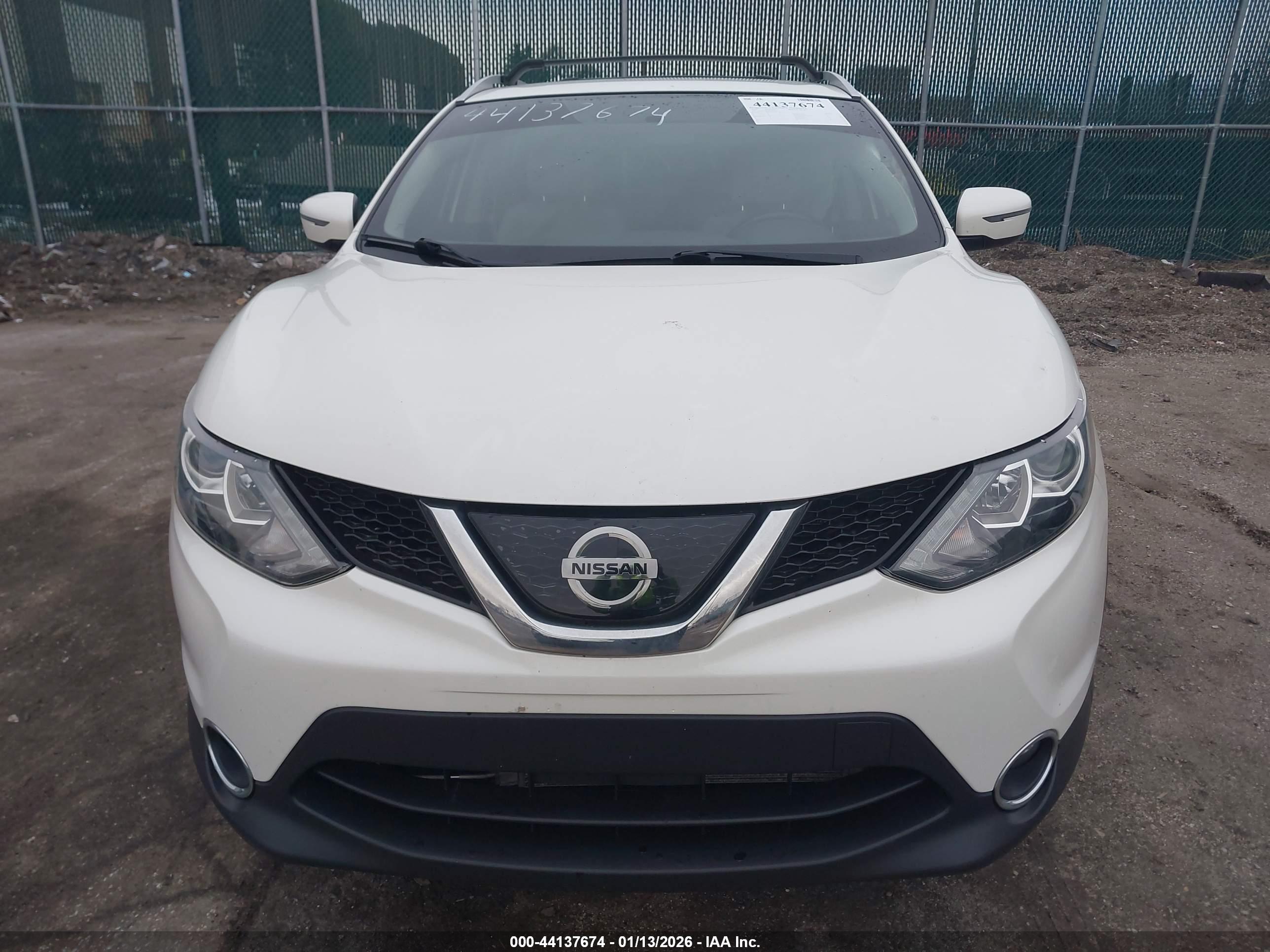 NISSAN ROGUE image 6