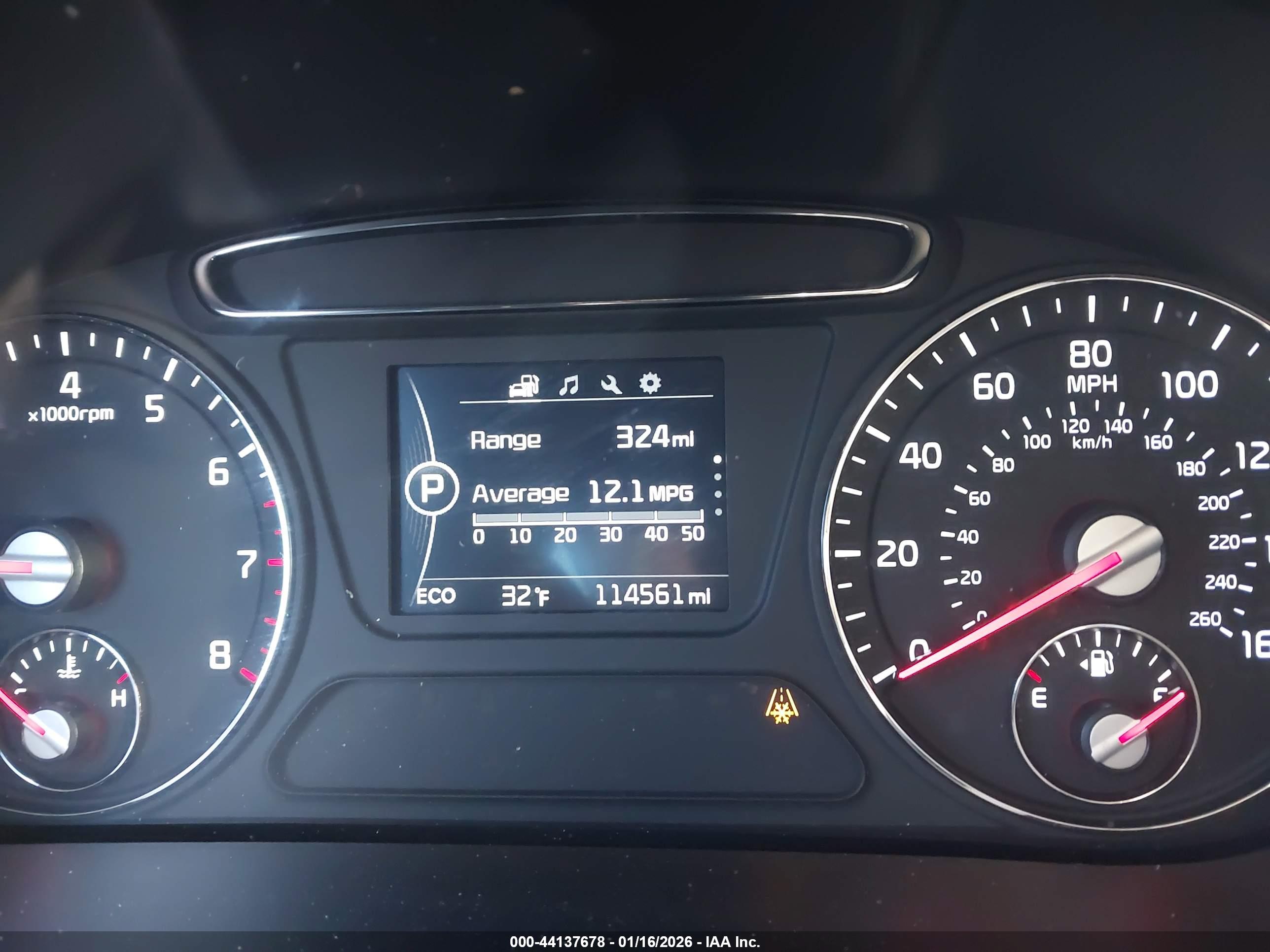 KIA SORENTO image 7