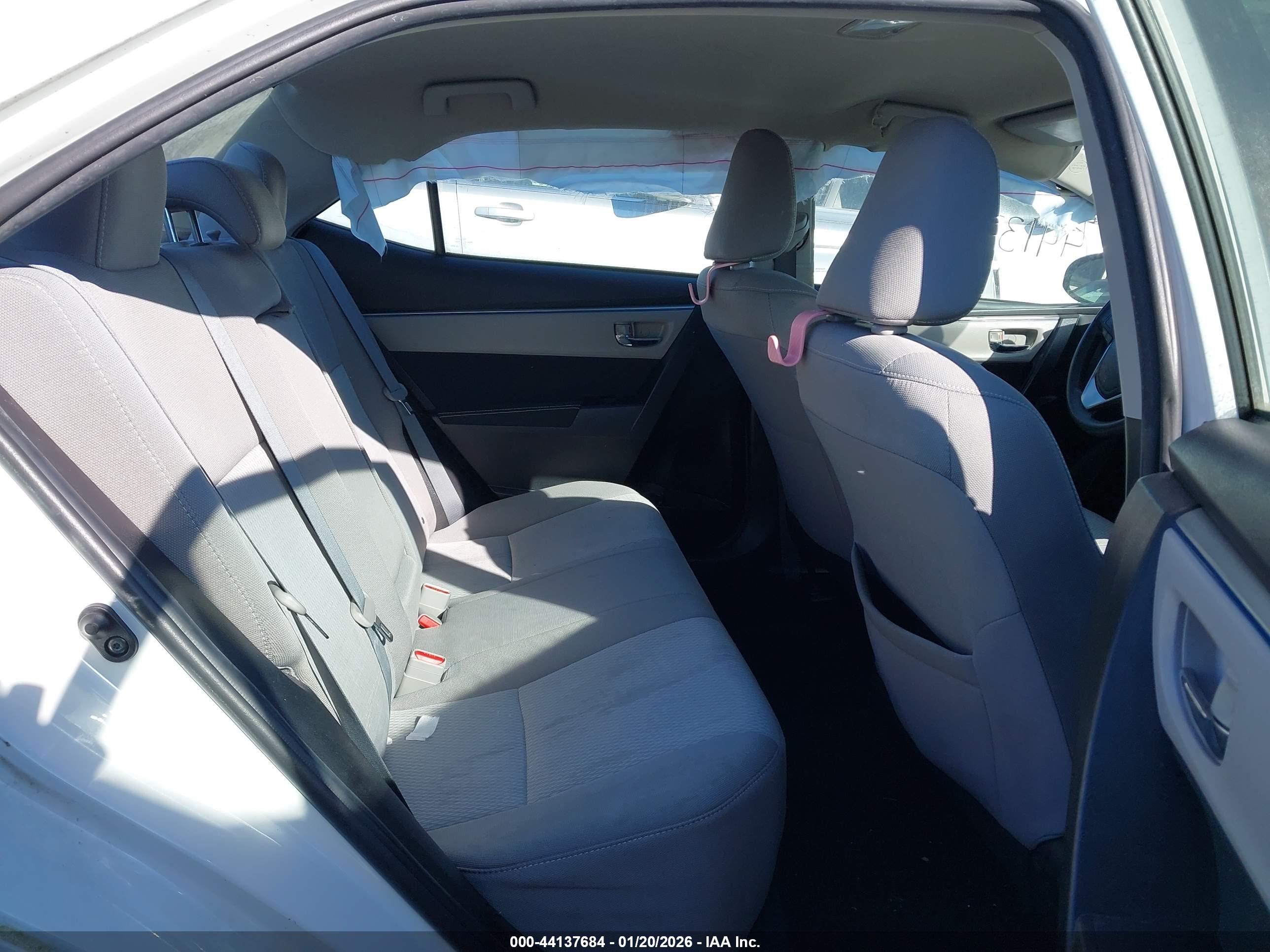 TOYOTA COROLLA image 8