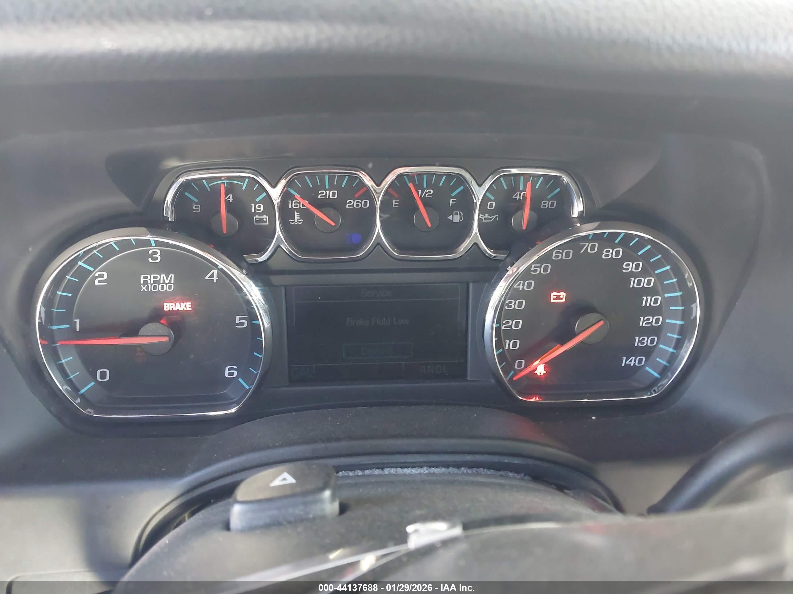 CHEVROLET SUBURBAN image 7