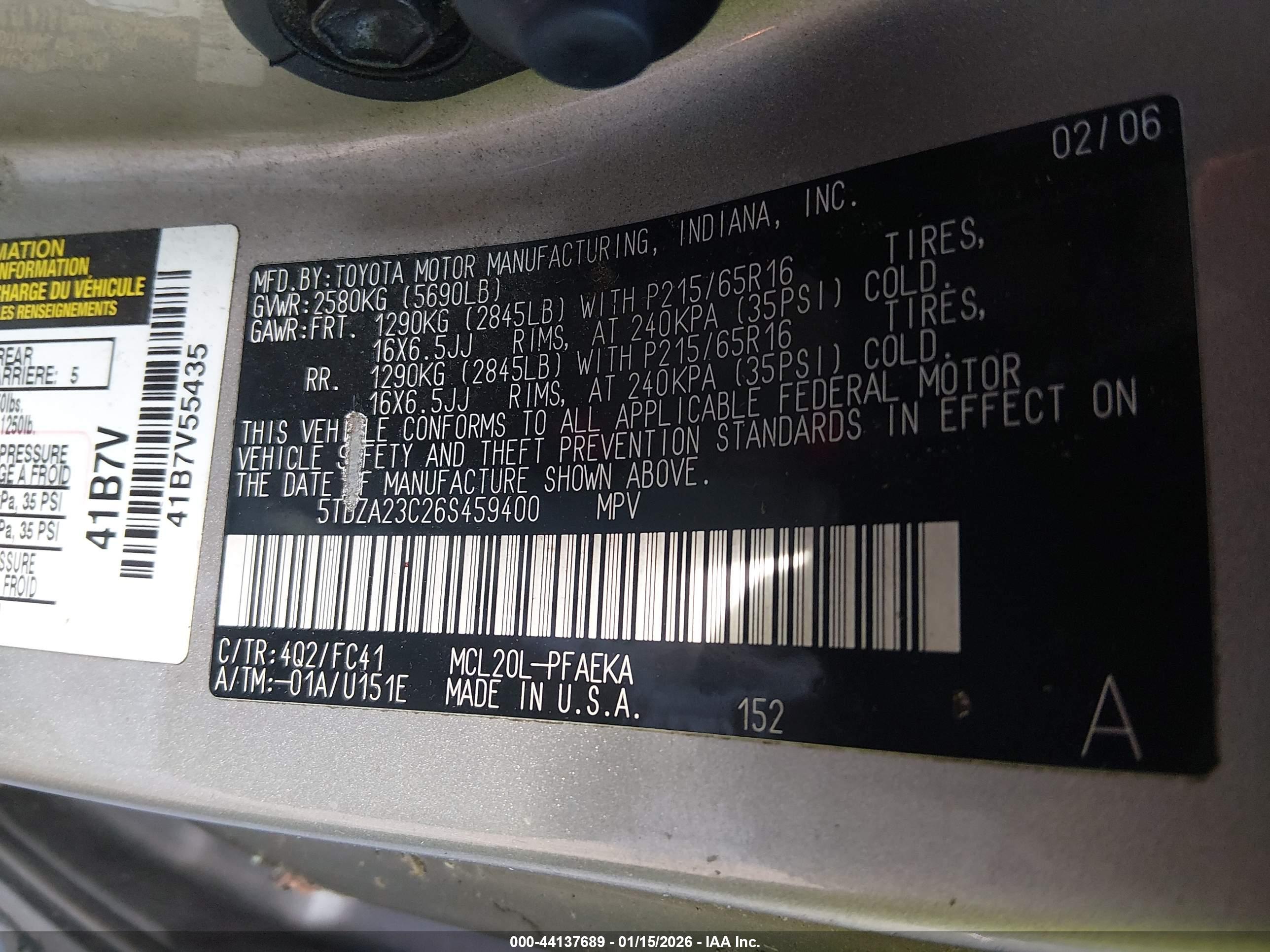 TOYOTA SIENNA image 9
