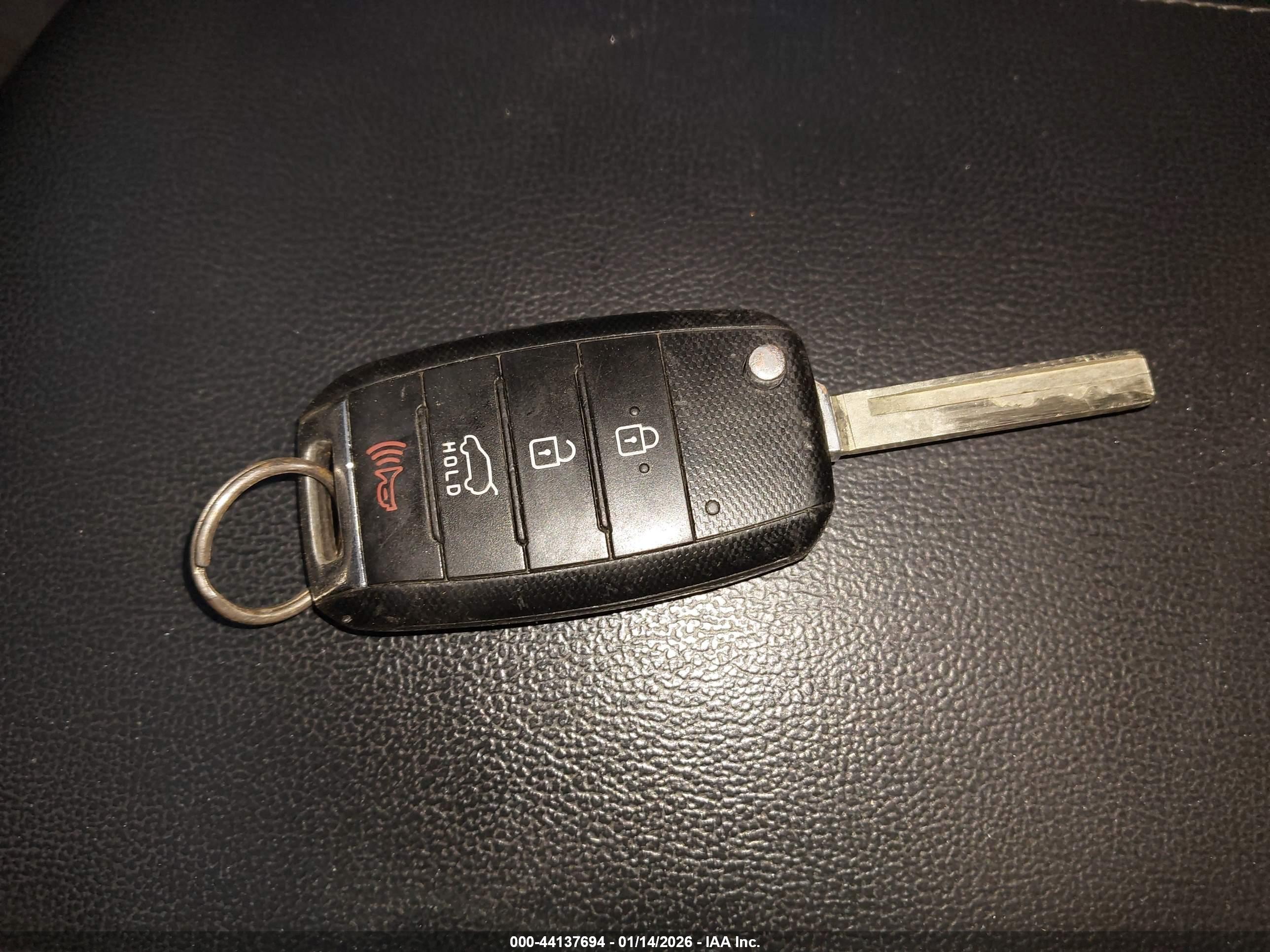 KIA SORENTO image 11