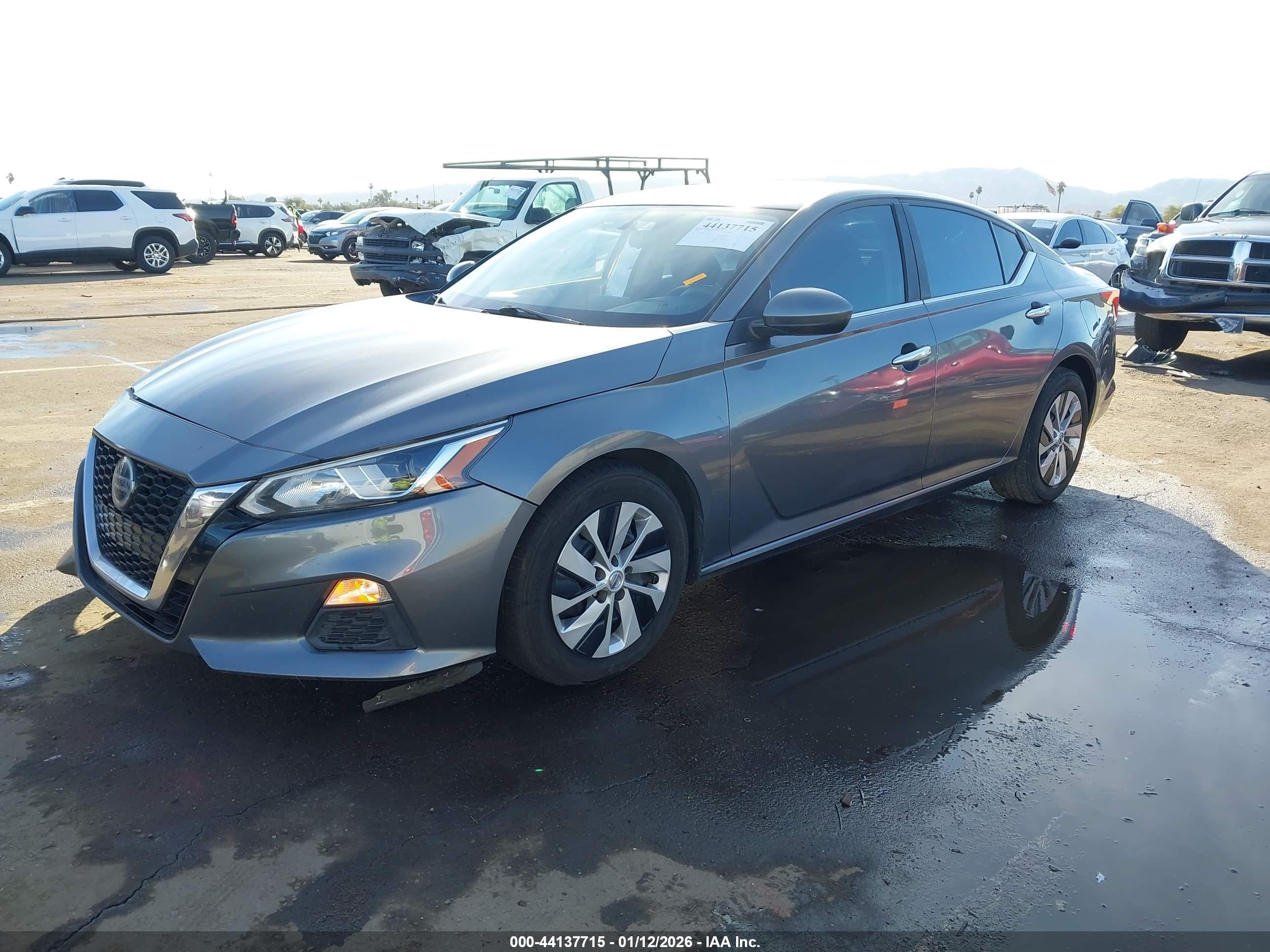 NISSAN ALTIMA image 2