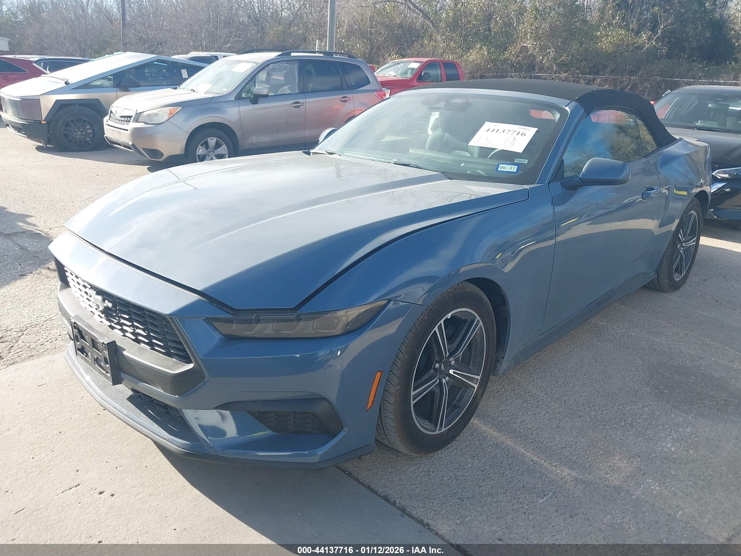 FORD MUSTANG image 2
