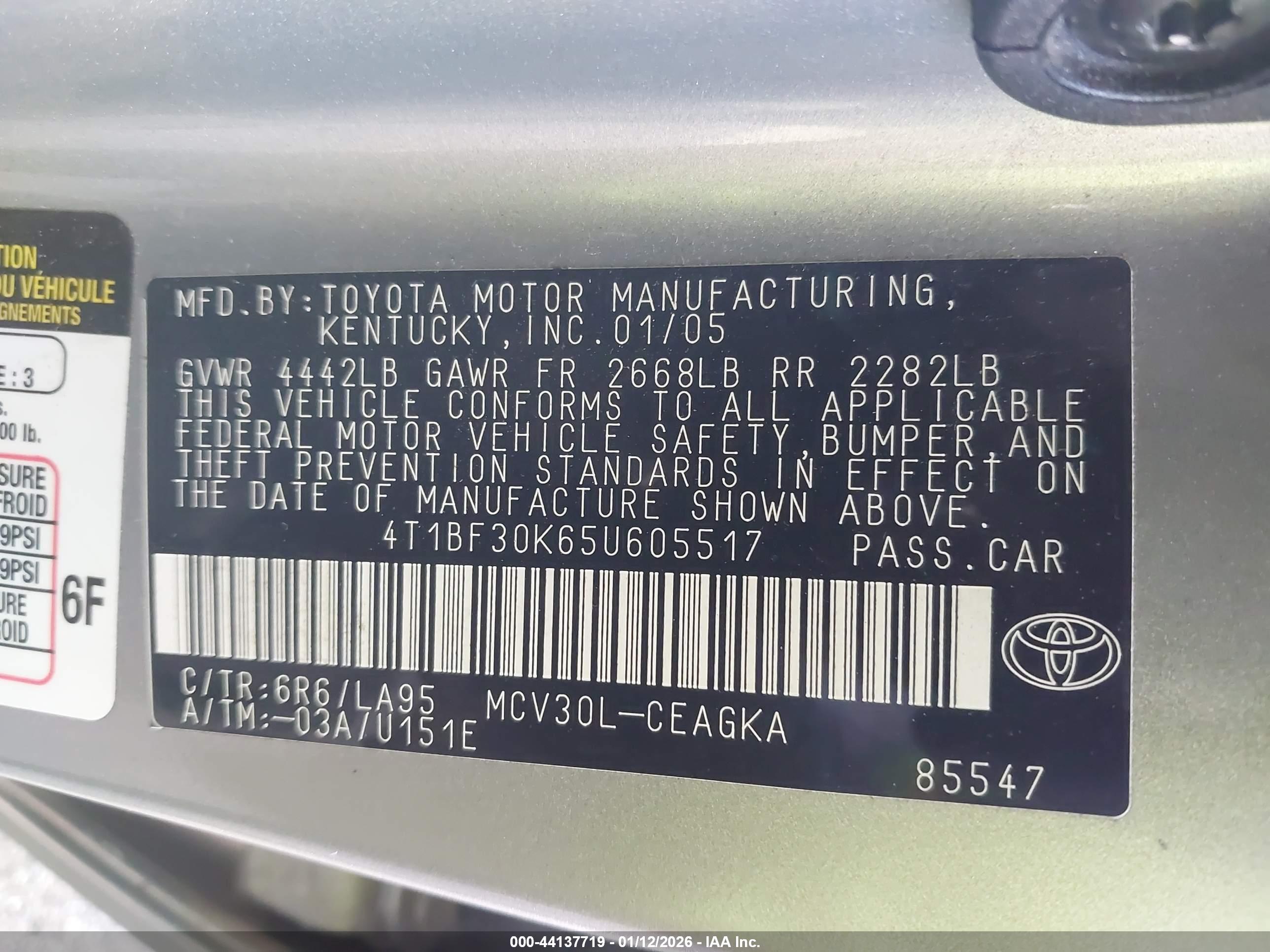 TOYOTA CAMRY image 9