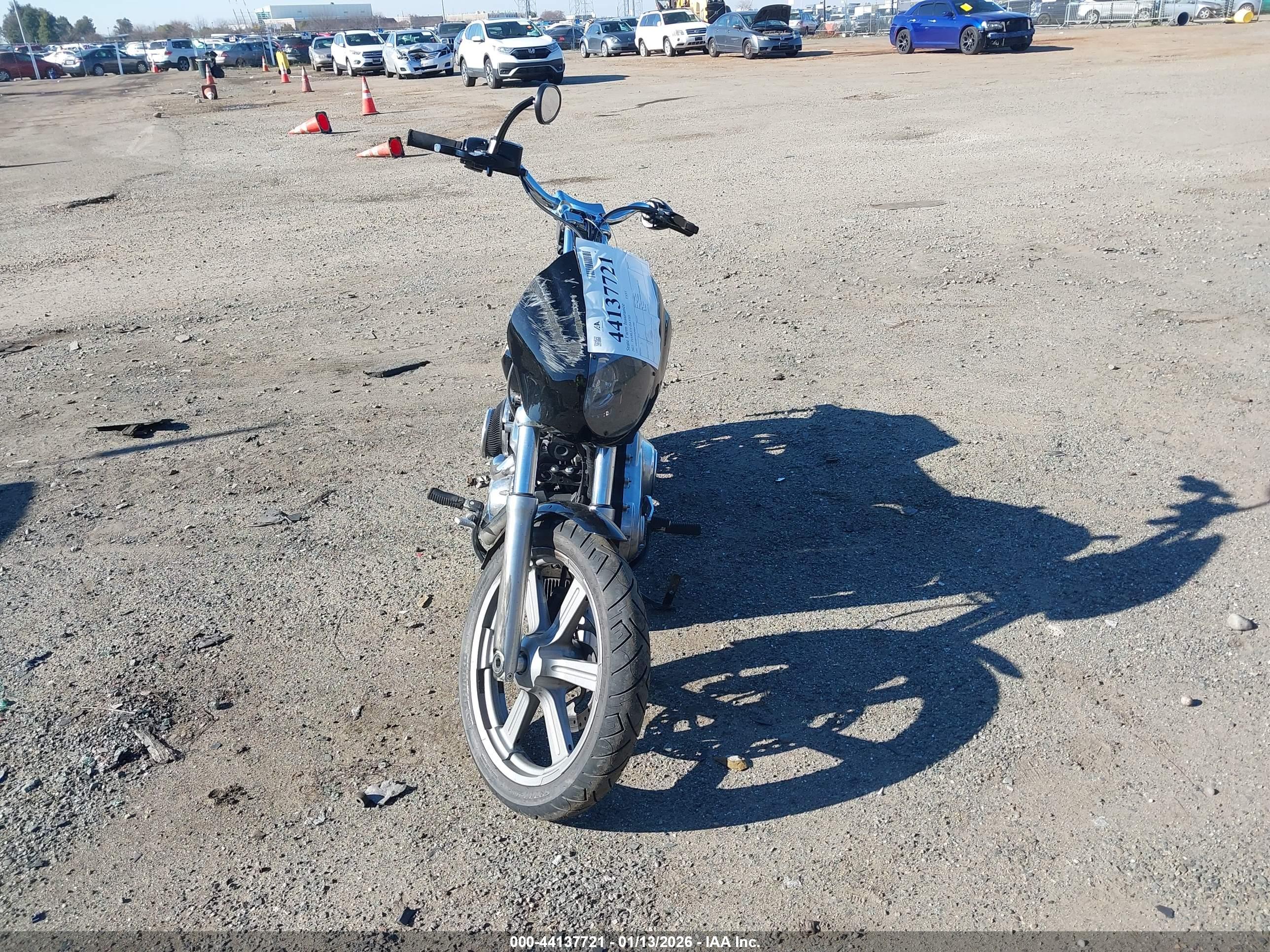 HARLEY-DAVIDSON FXST image 5