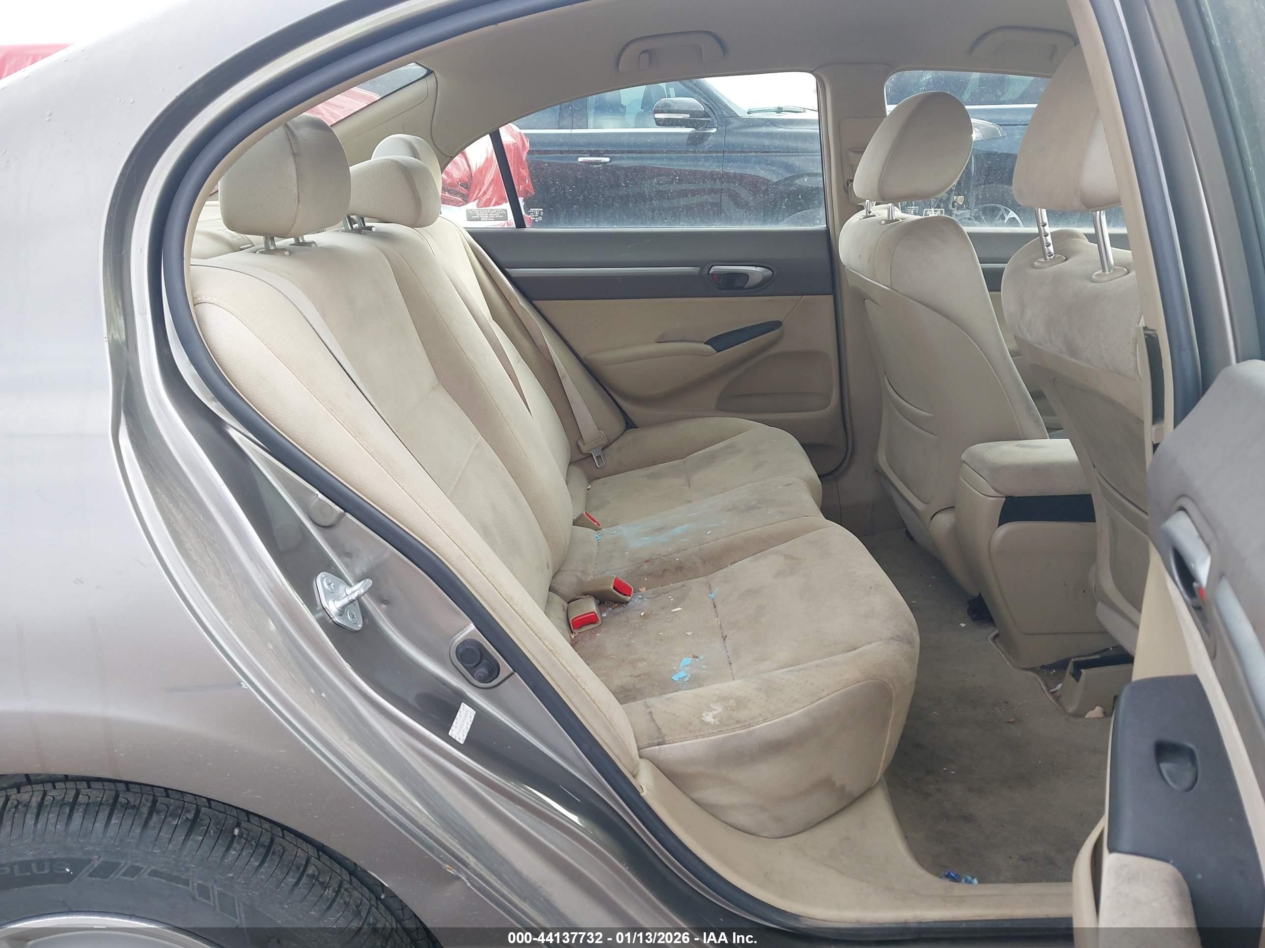 HONDA CIVIC image 8