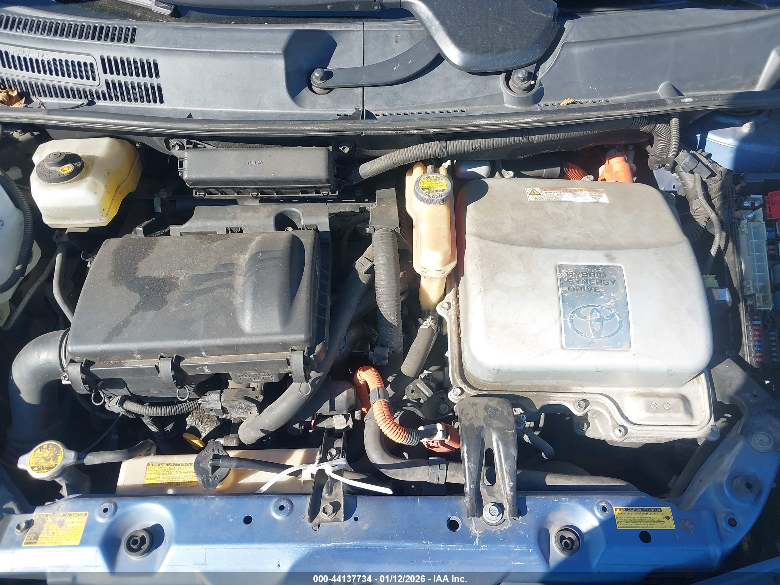 TOYOTA PRIUS image 10