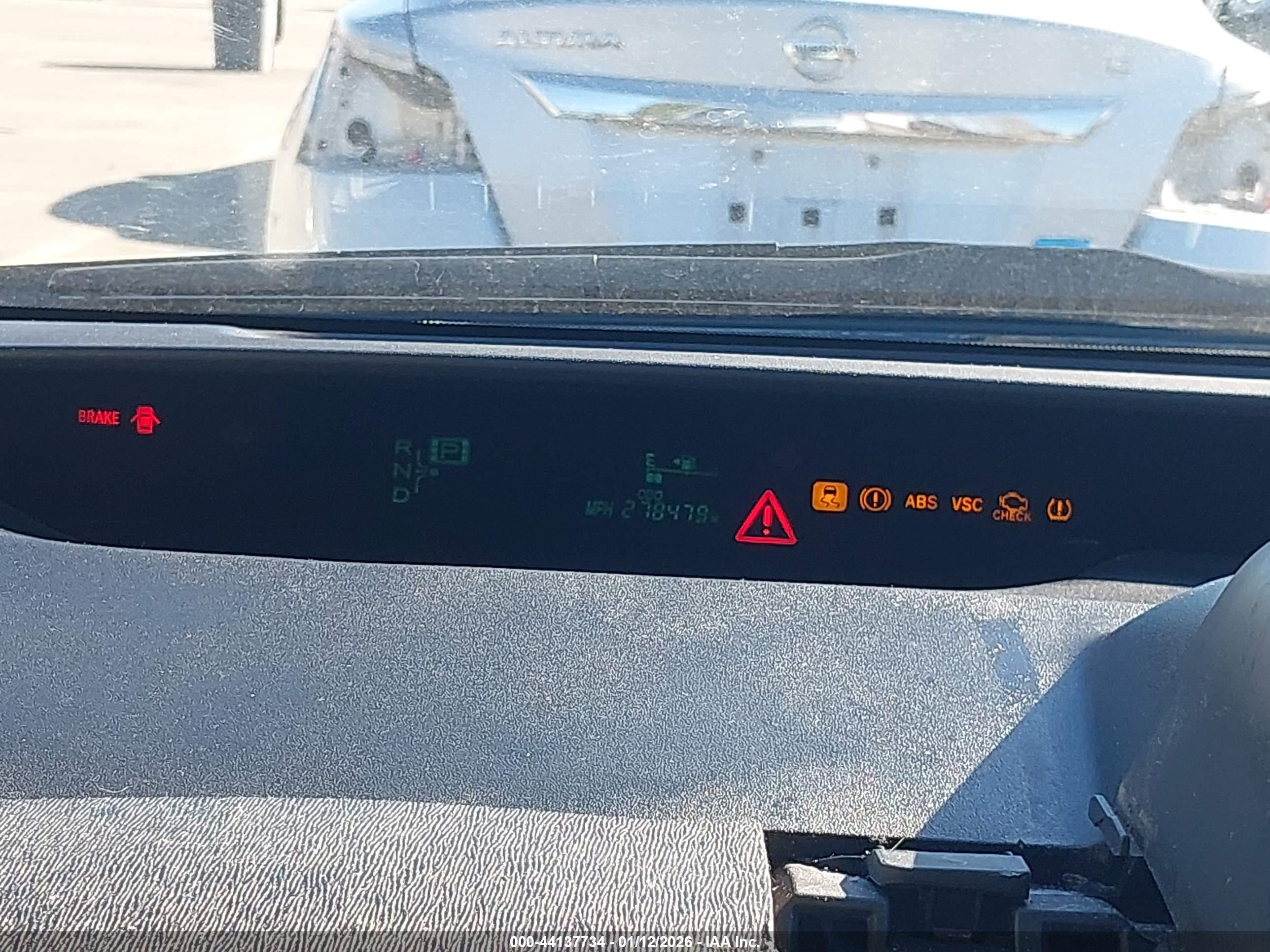 TOYOTA PRIUS image 7