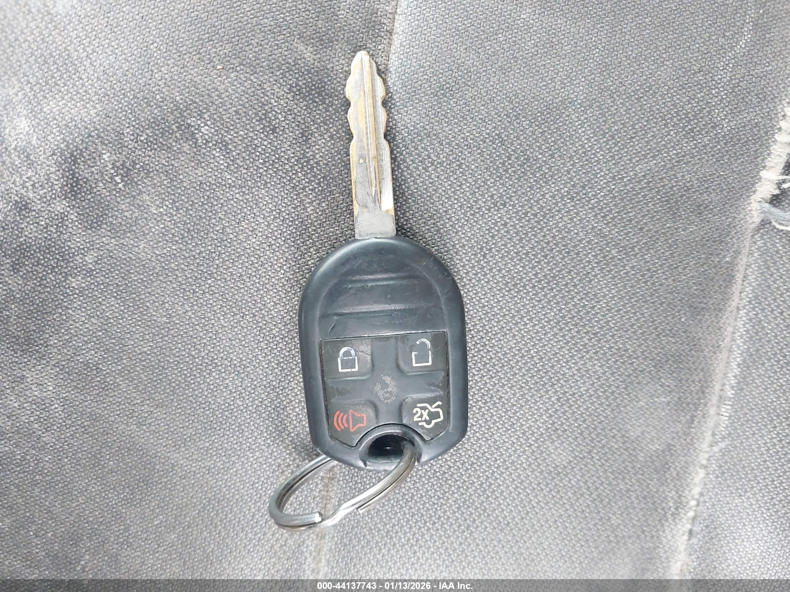 FORD ESCAPE image 11