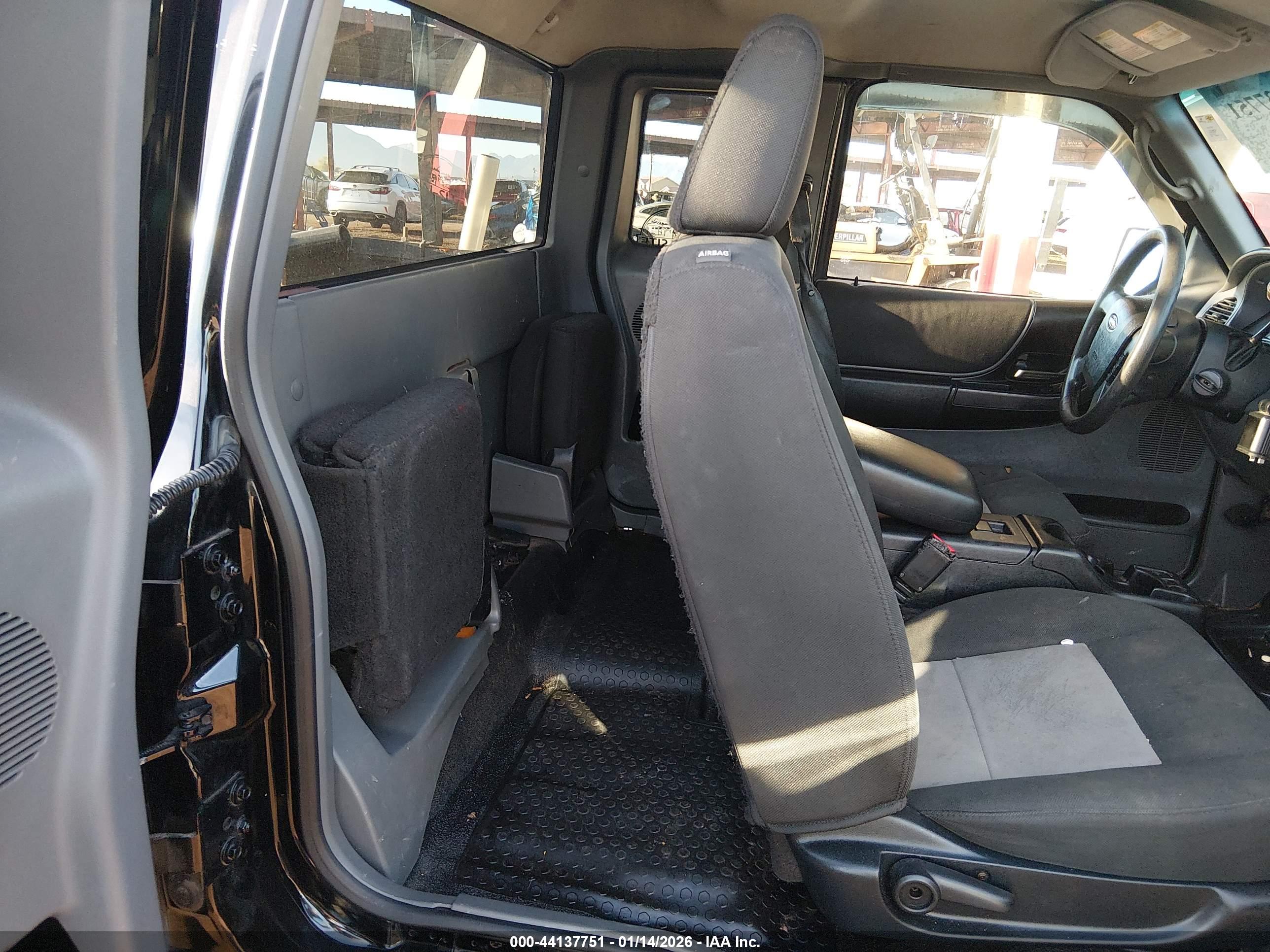 FORD RANGER image 8