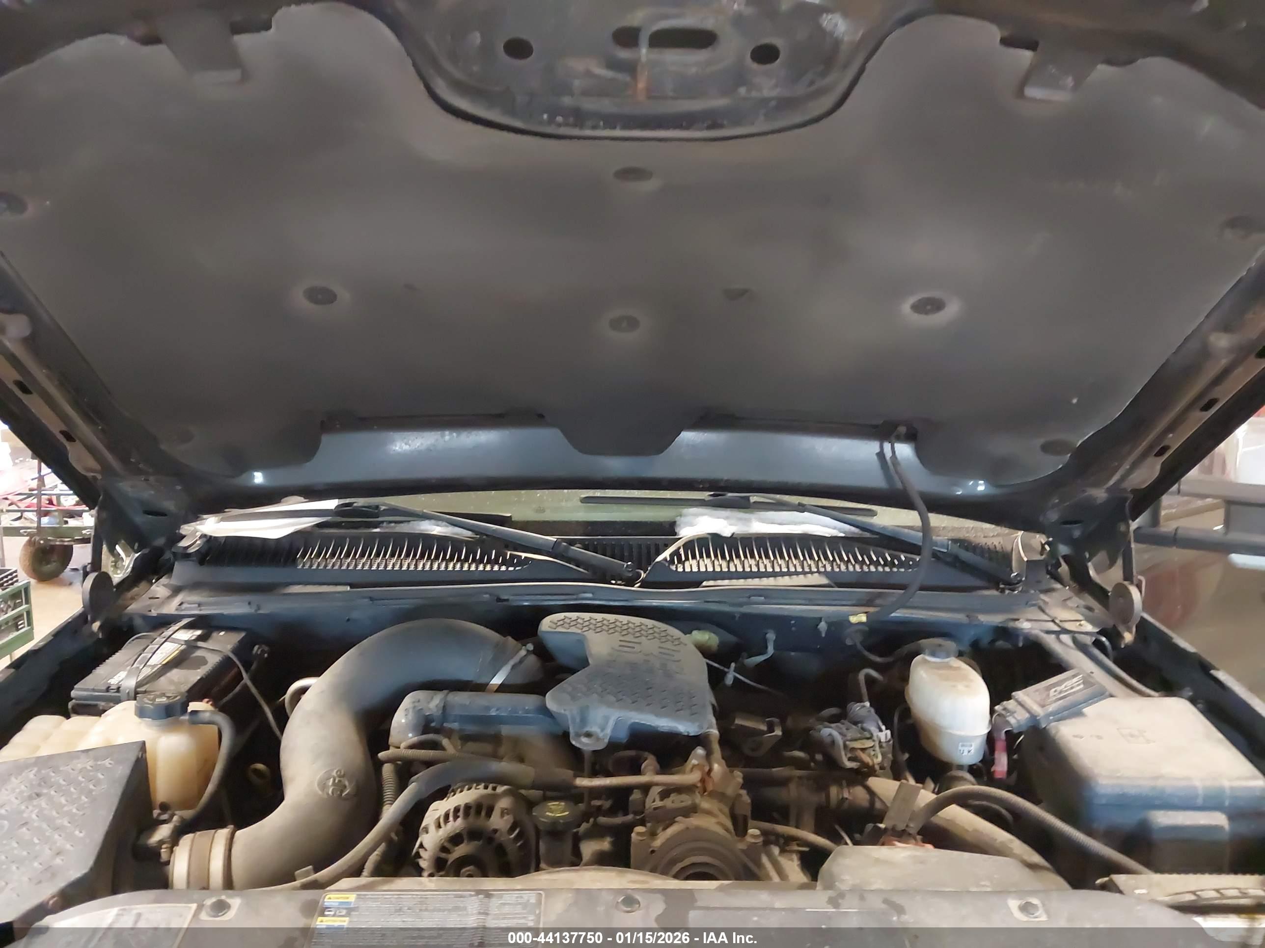 CHEVROLET SILVERADO image 10