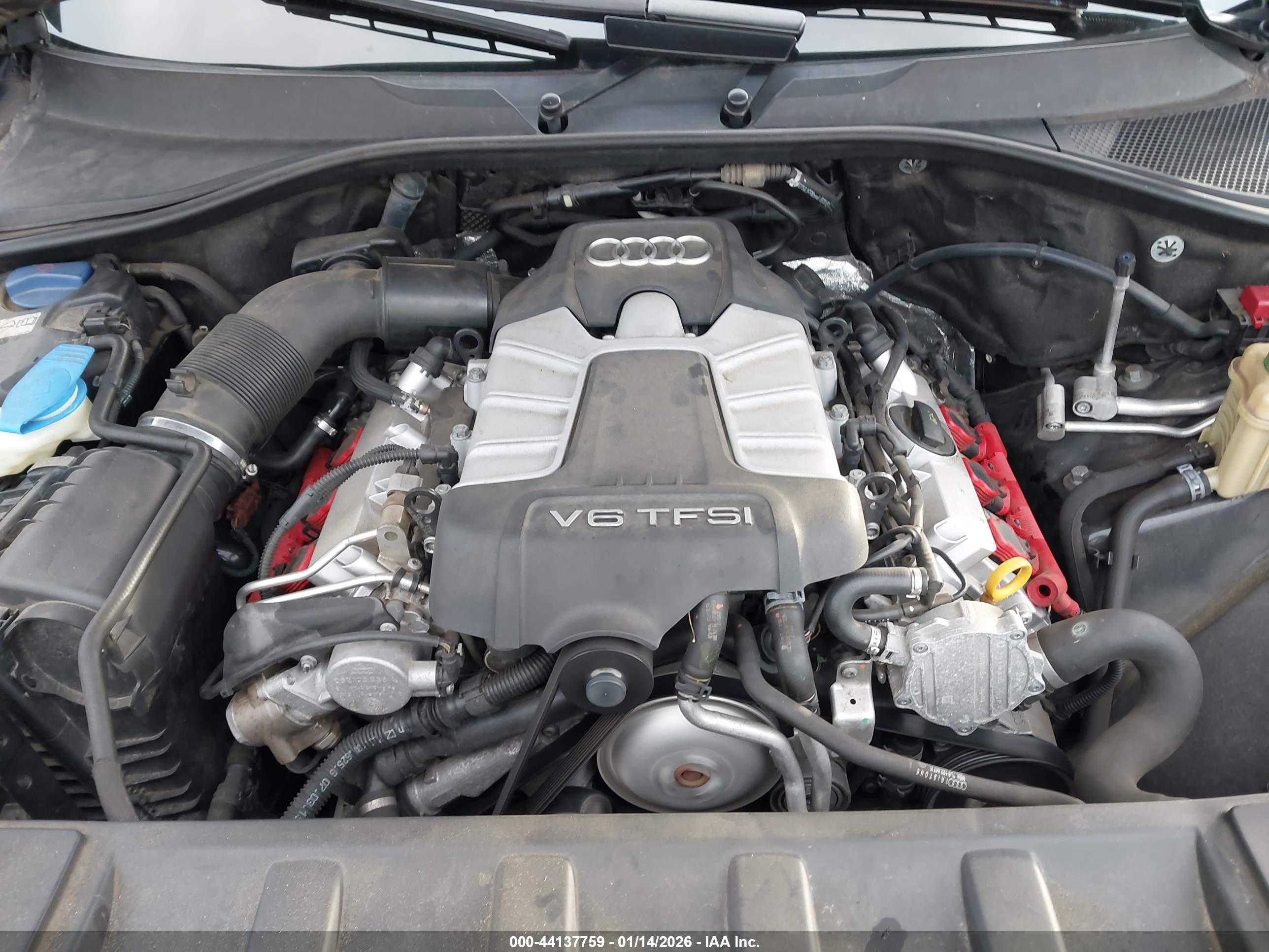 AUDI Q7 image 10