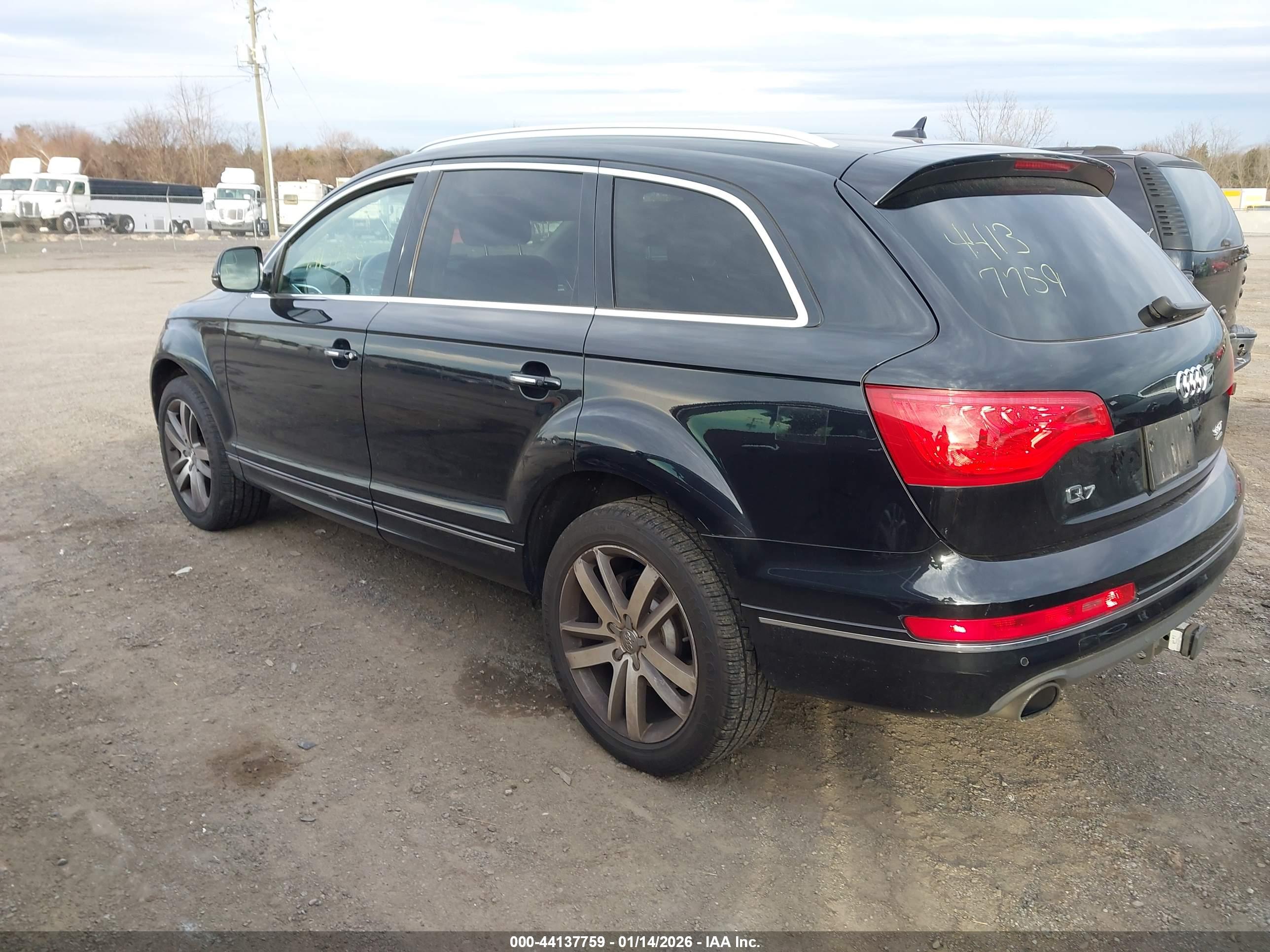 AUDI Q7 image 3
