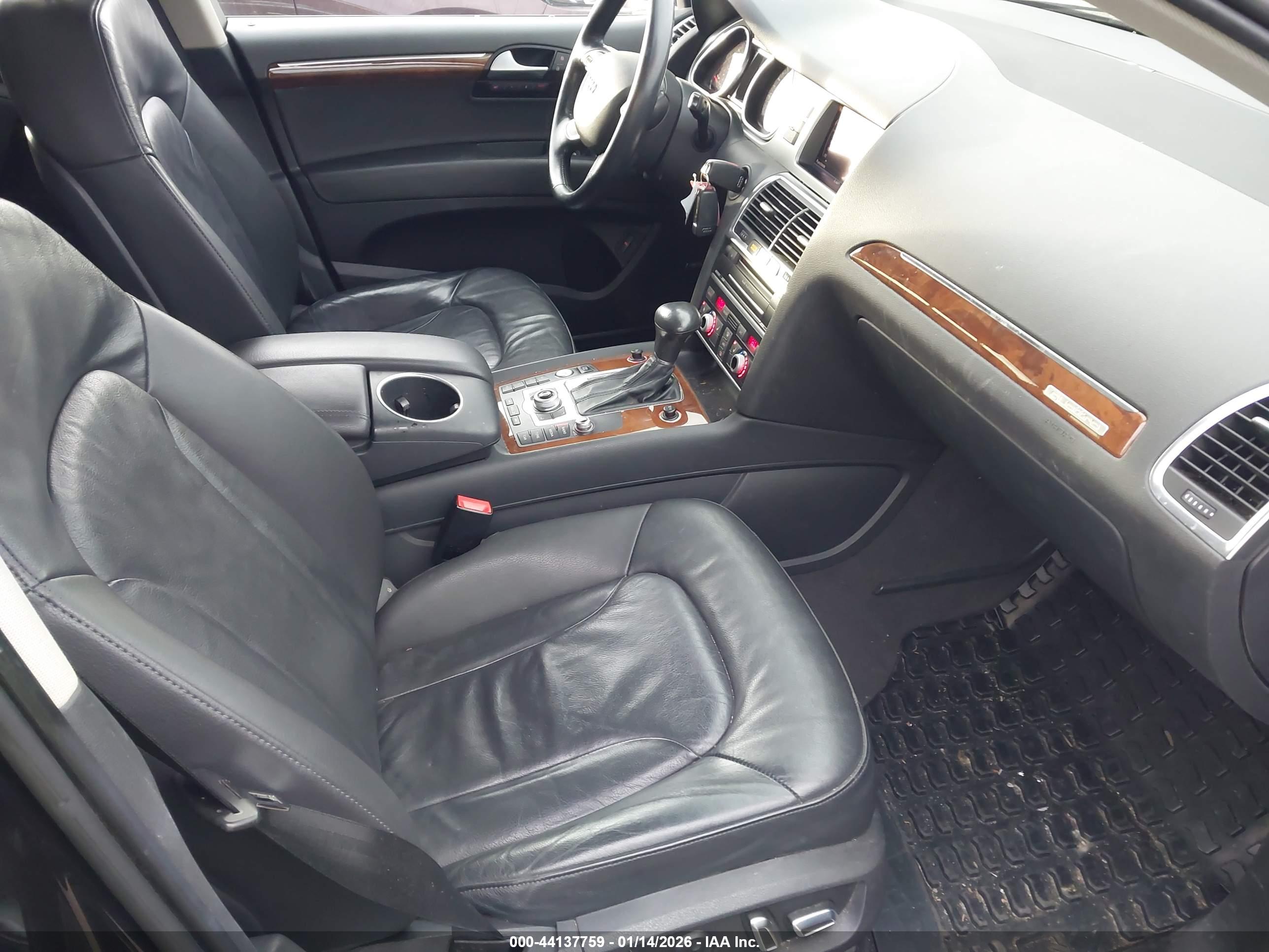 AUDI Q7 image 5