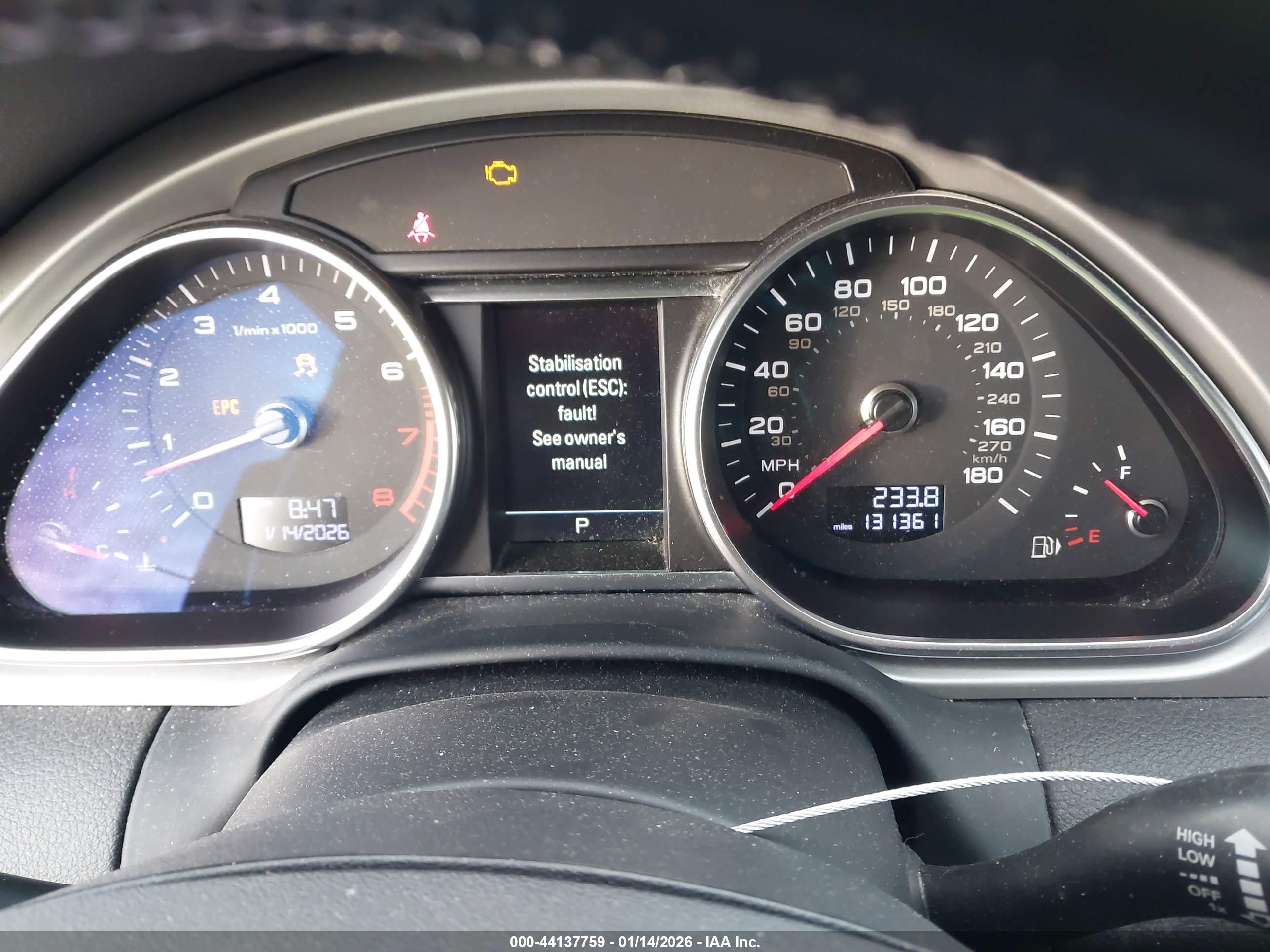 AUDI Q7 image 7