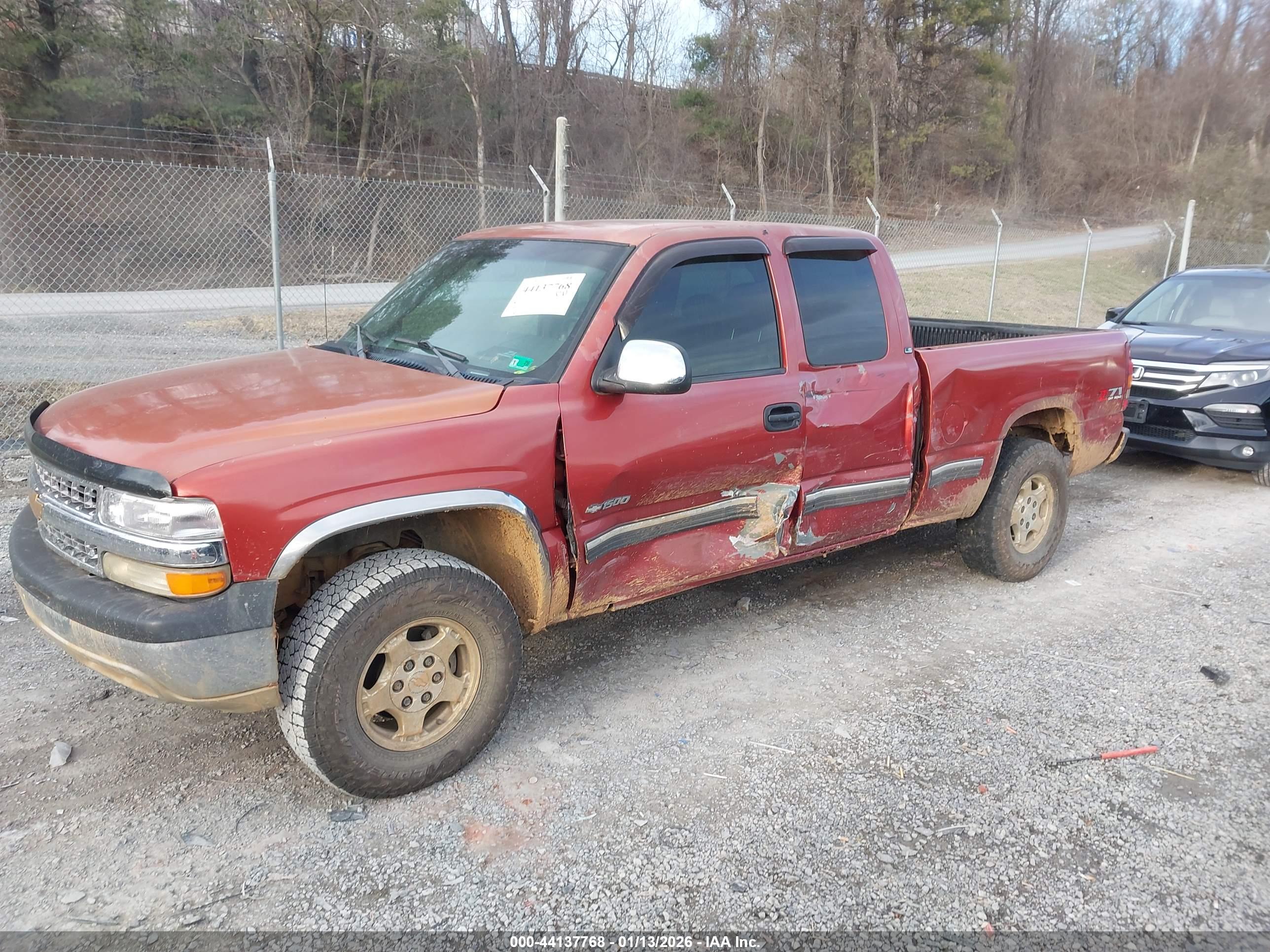 CHEVROLET SILVERADO image 2