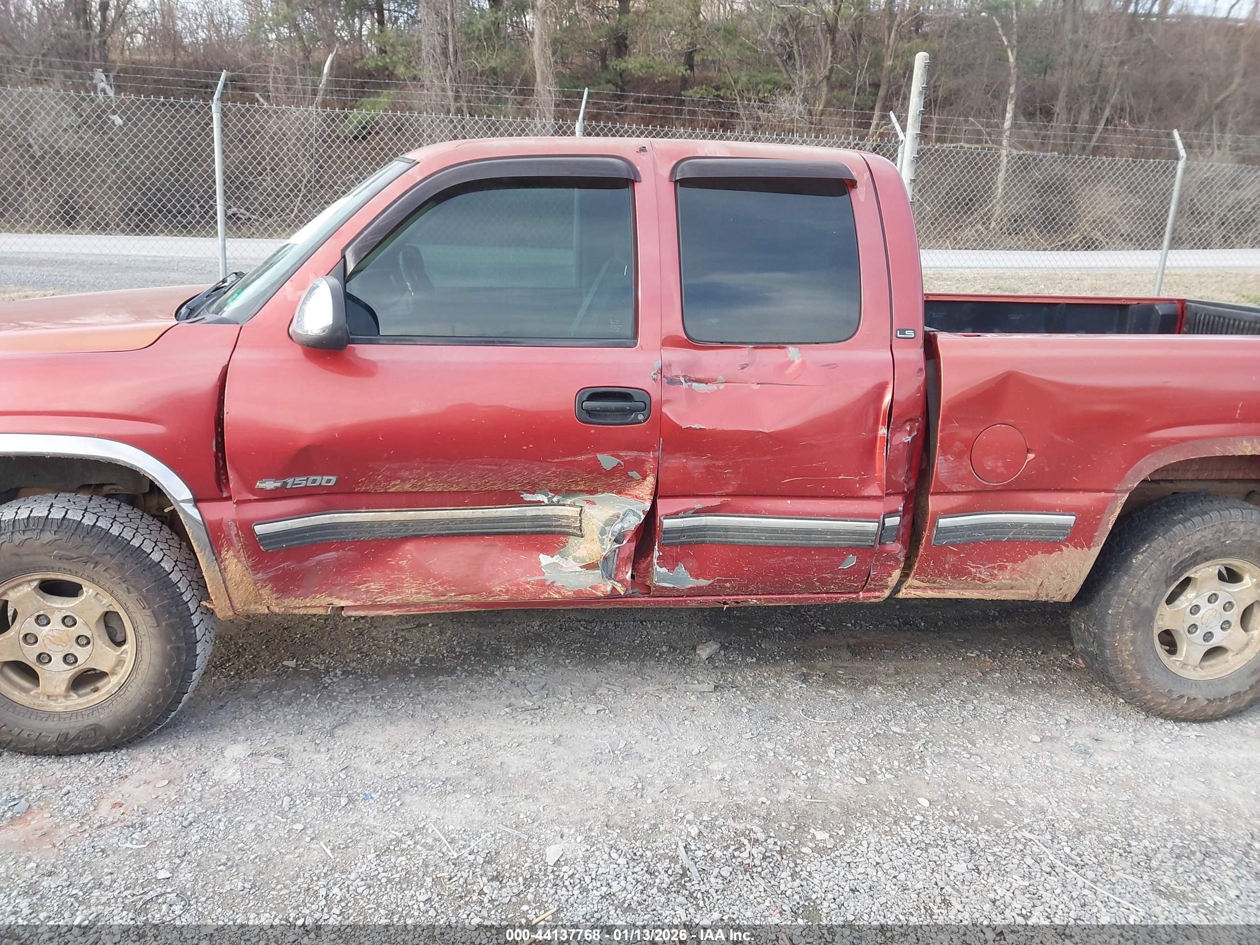 CHEVROLET SILVERADO image 6