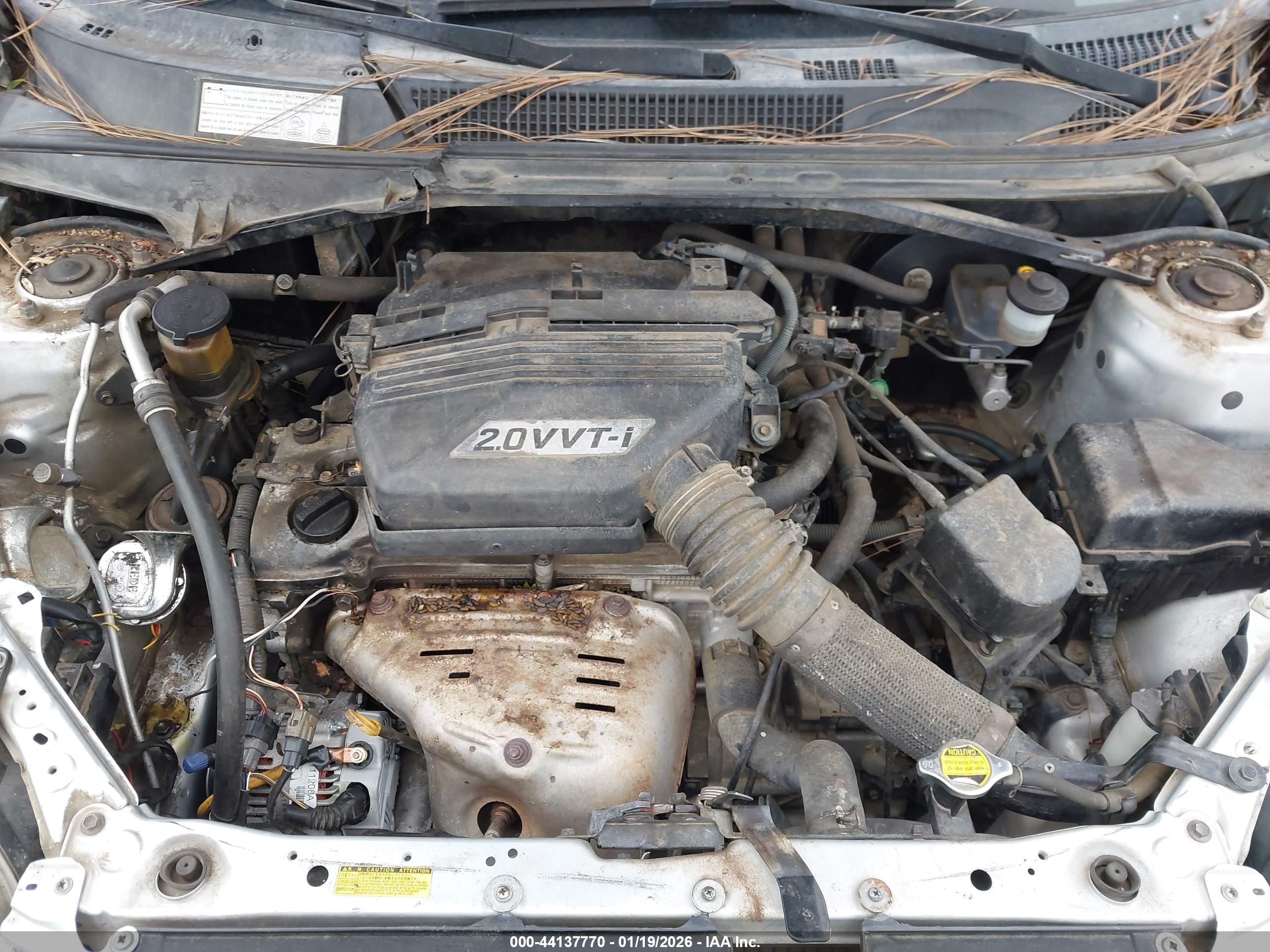 TOYOTA RAV4 image 10