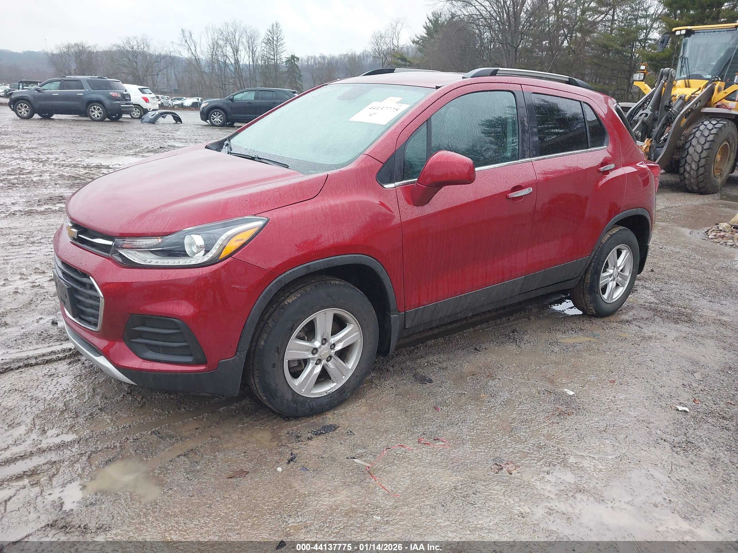 CHEVROLET TRAX image 2
