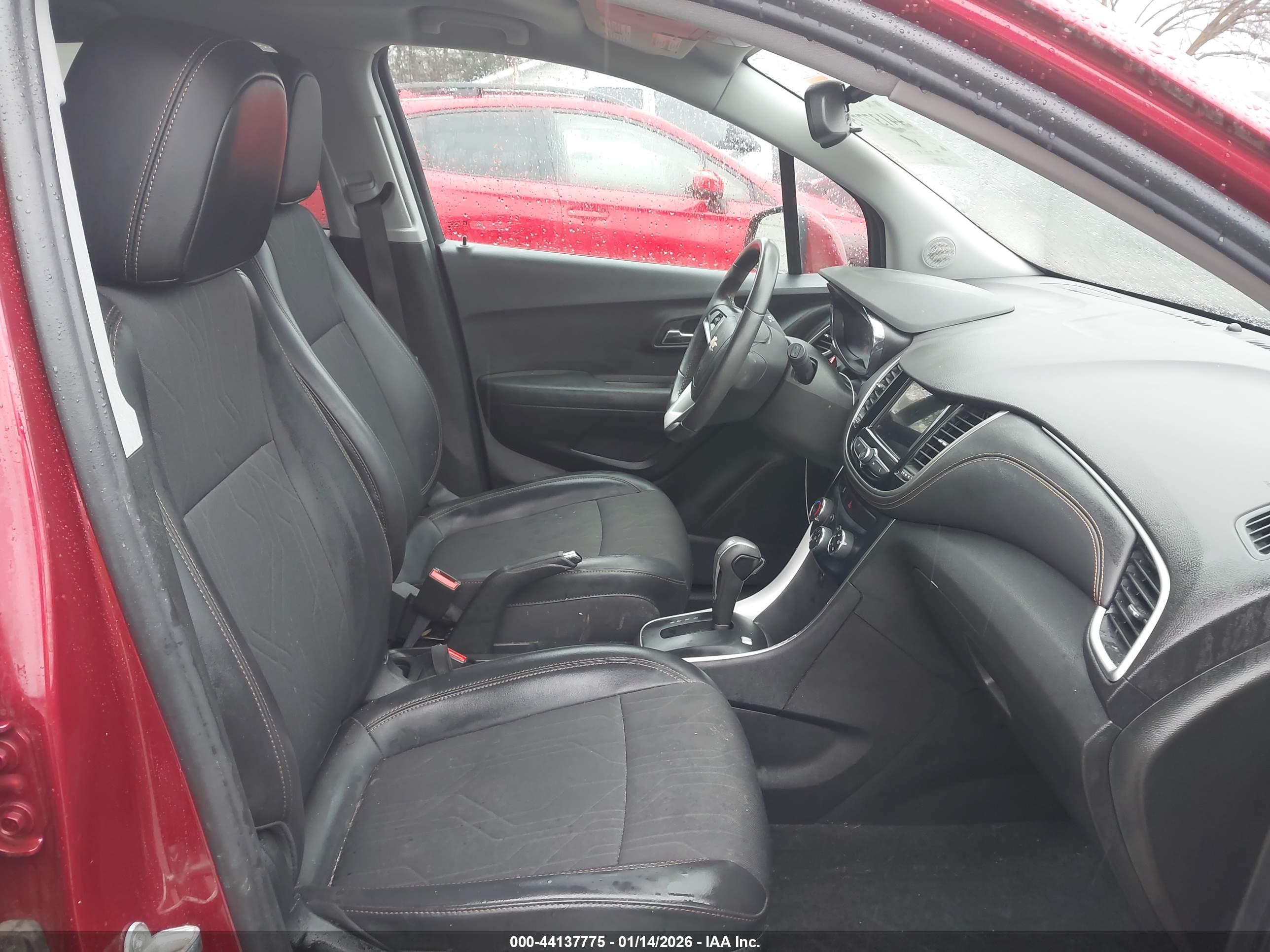 CHEVROLET TRAX image 5