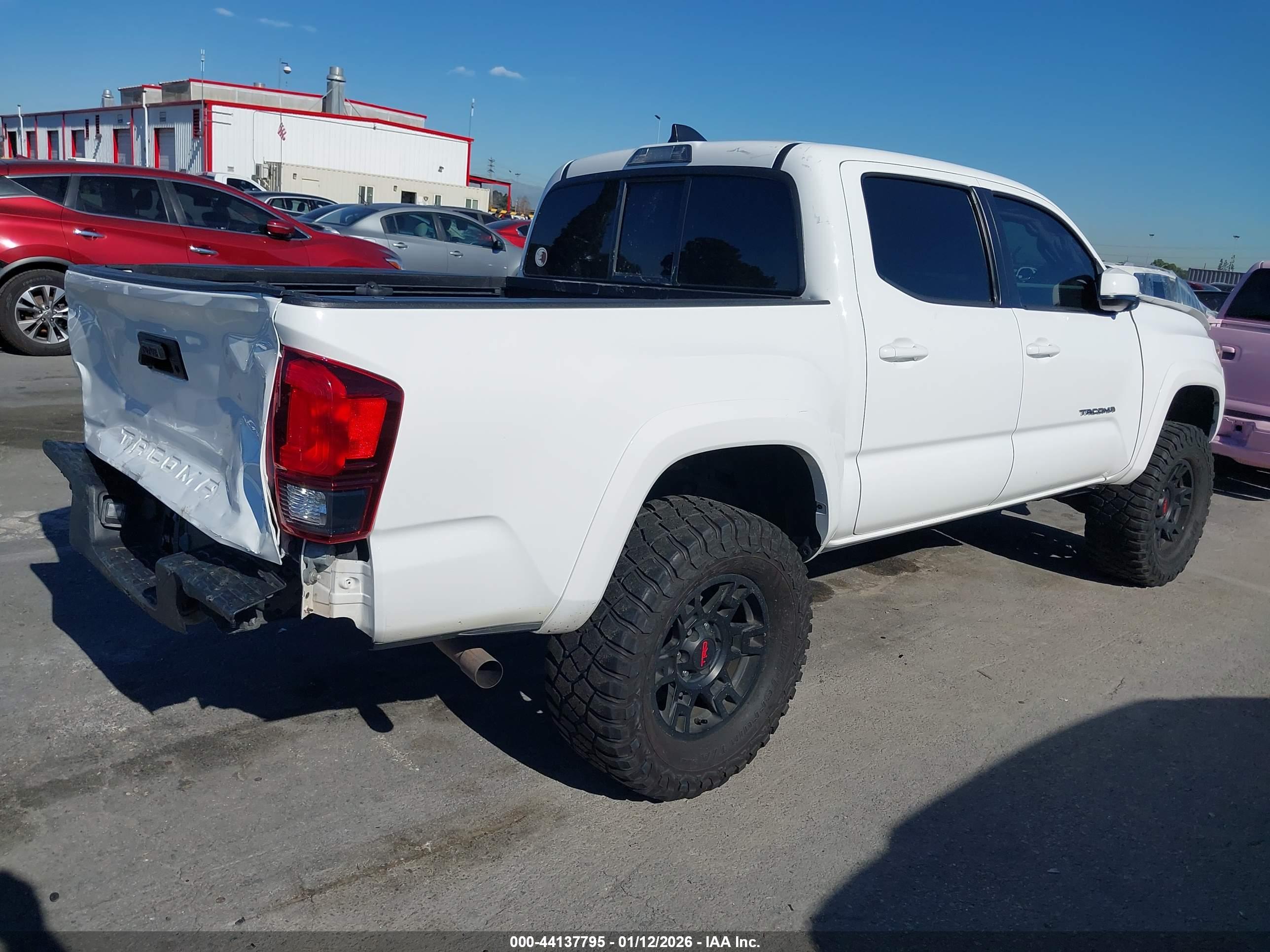 TOYOTA TACOMA image 4