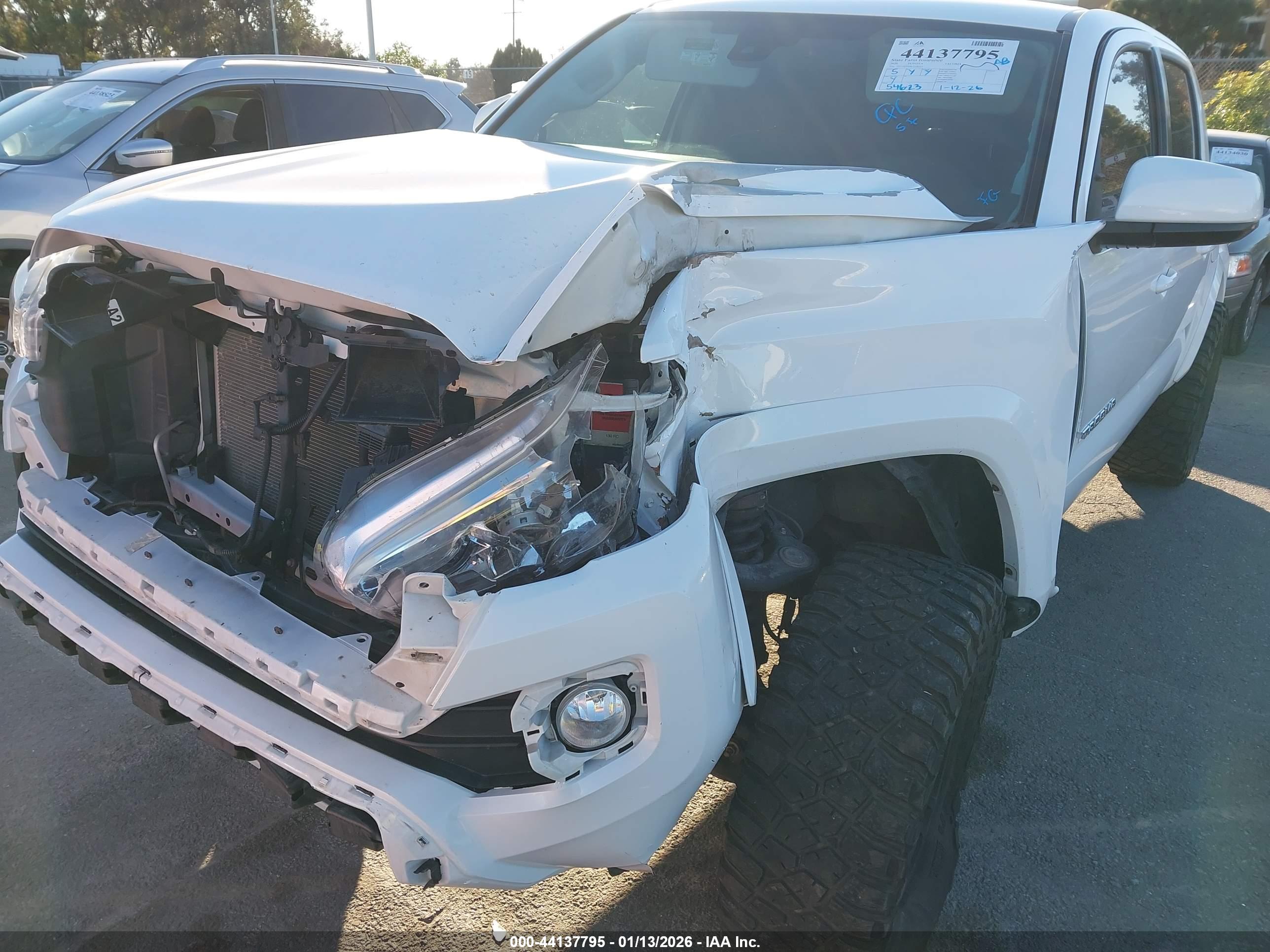 TOYOTA TACOMA image 6