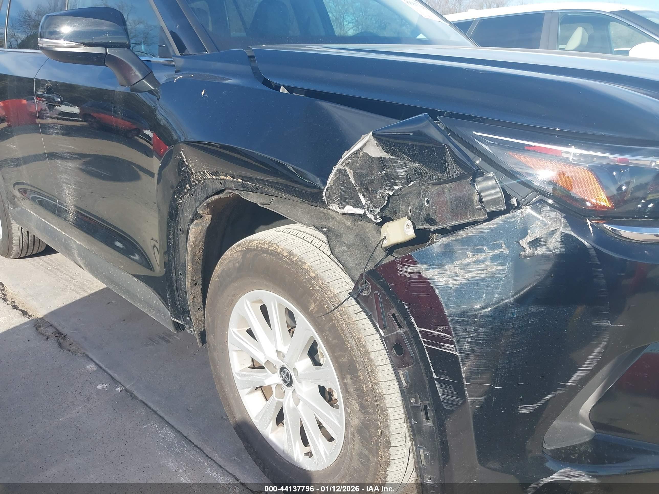 TOYOTA GRAND image 6
