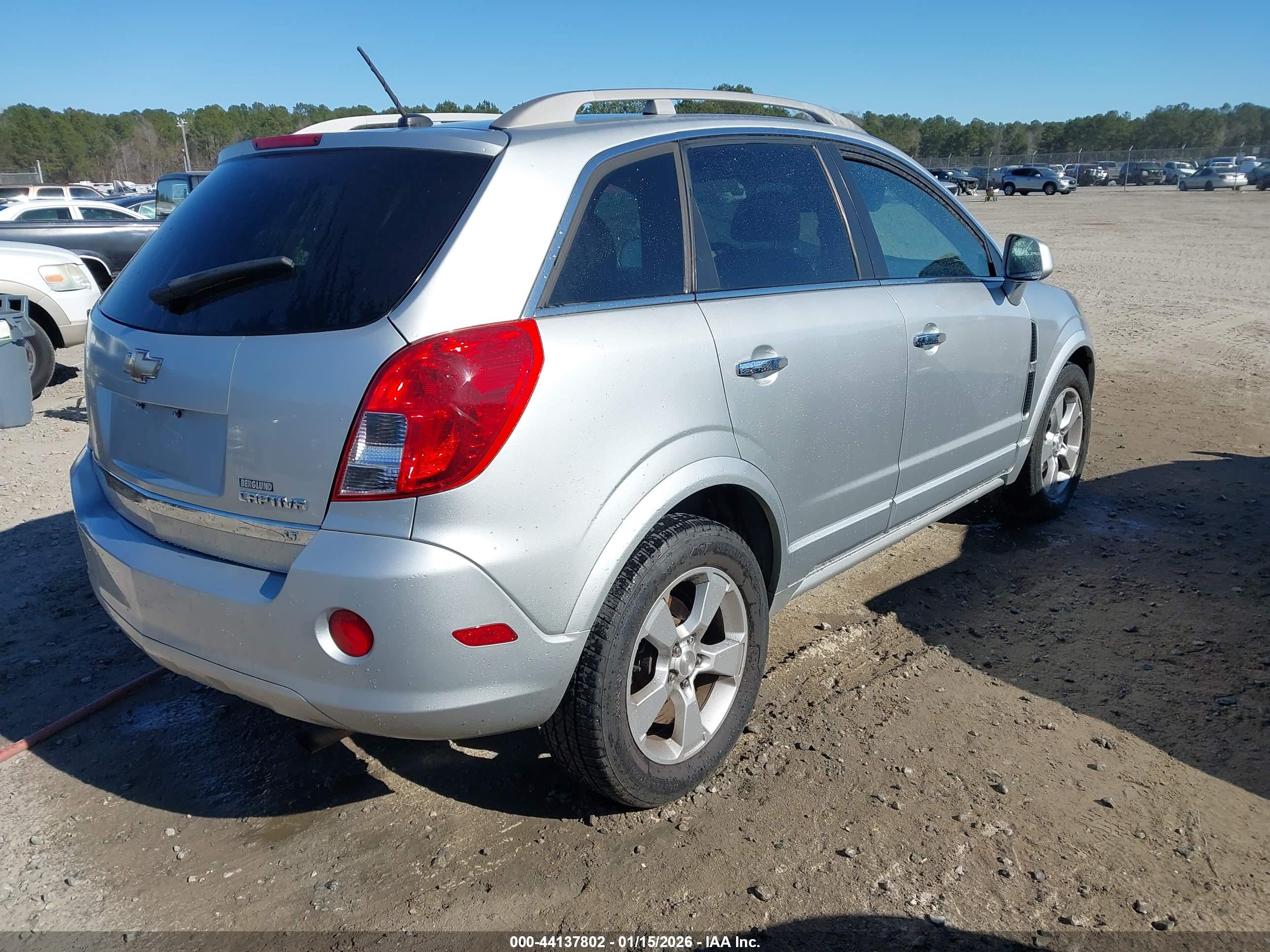 CHEVROLET CAPTIVA image 4