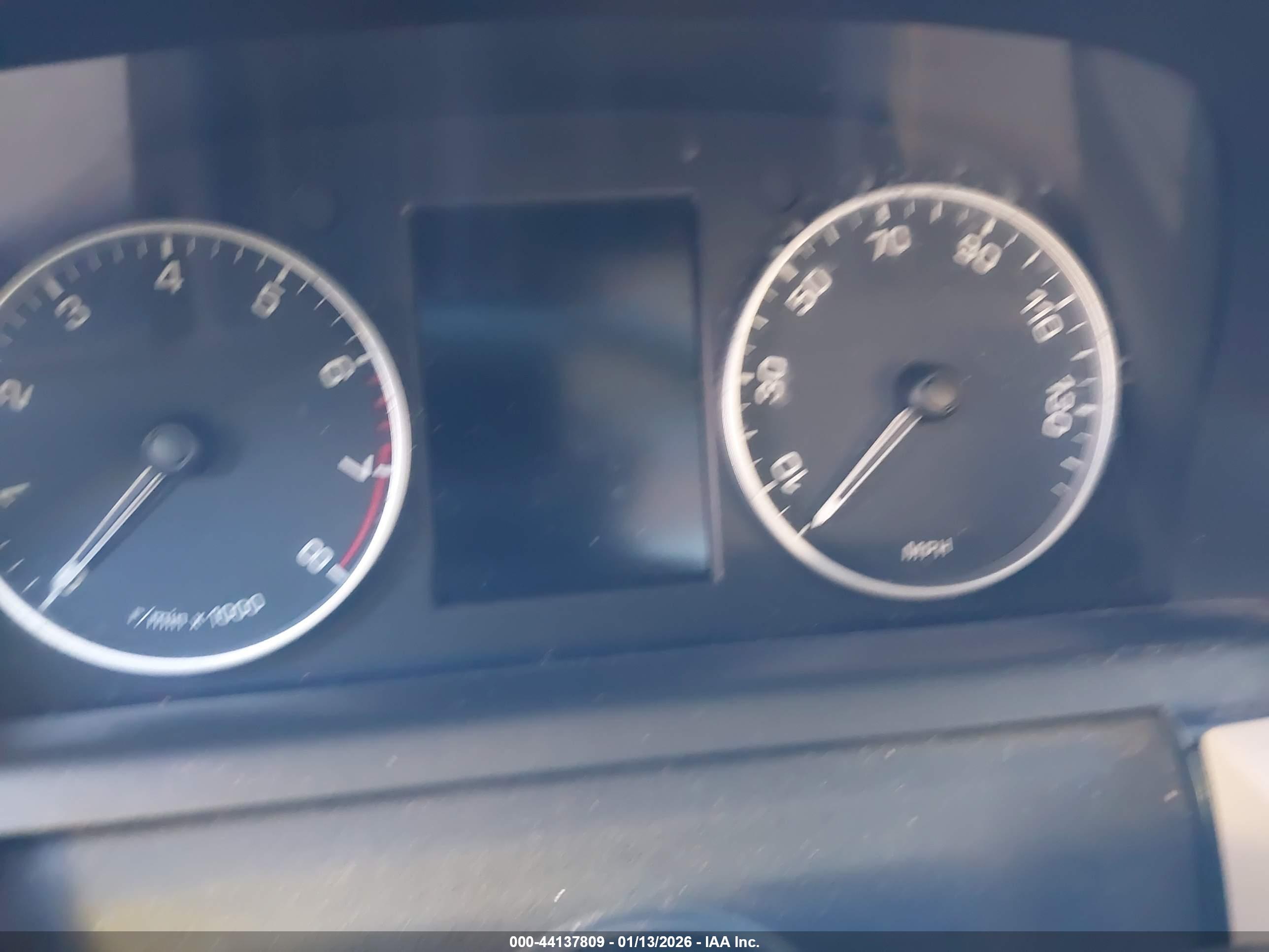 LAND ROVER image 7