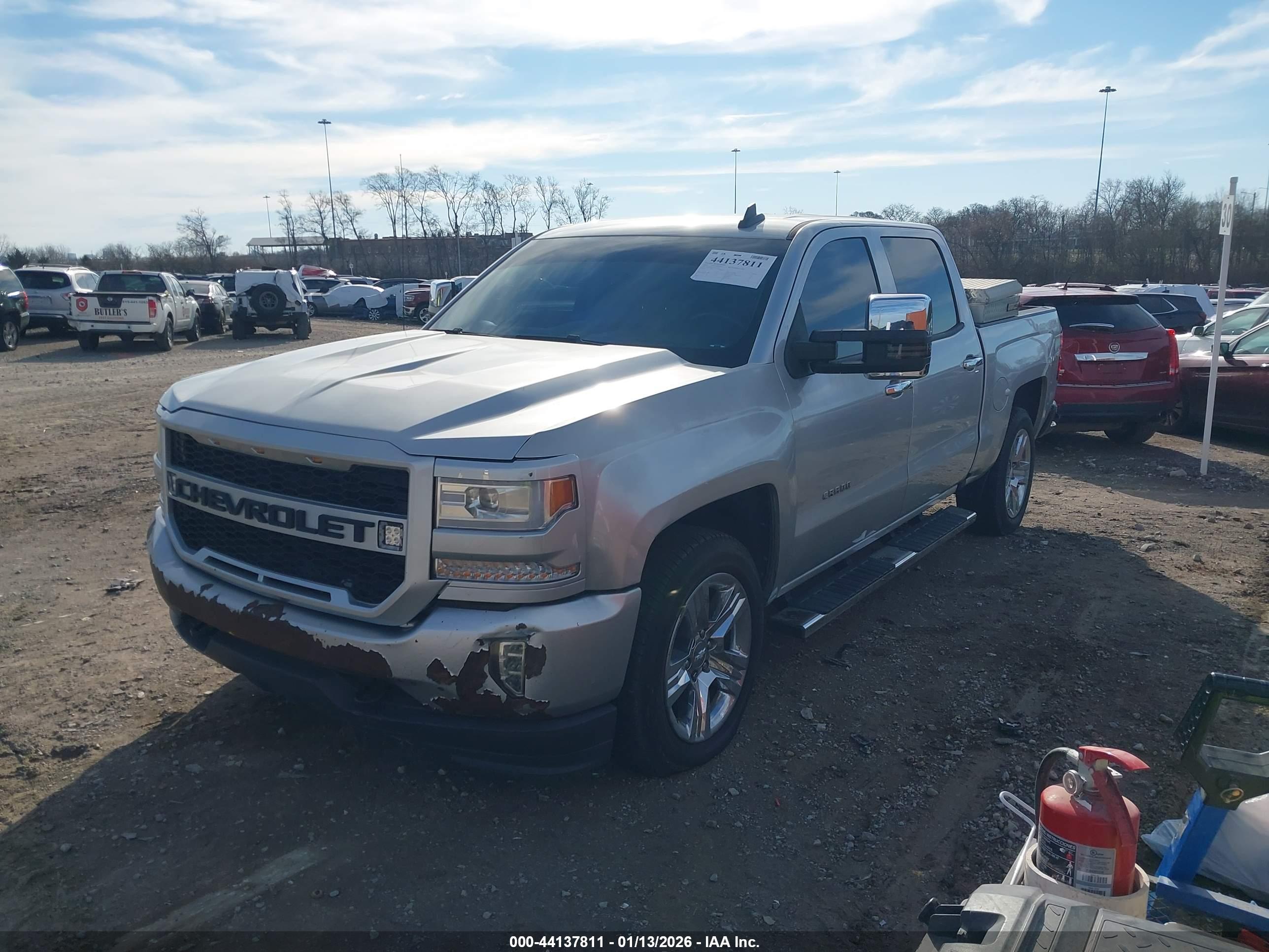 CHEVROLET SILVERADO image 2
