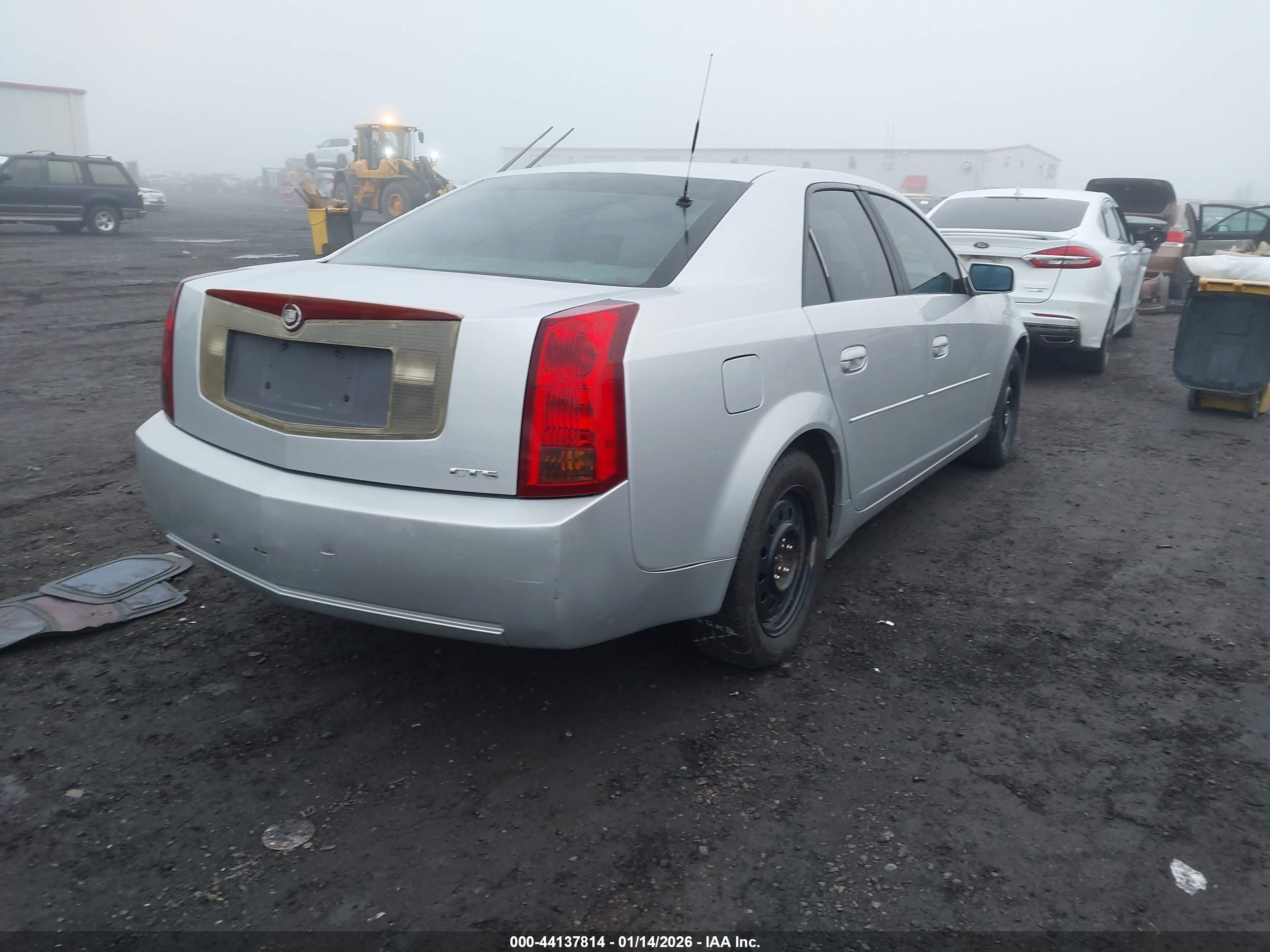 CADILLAC CTS image 4