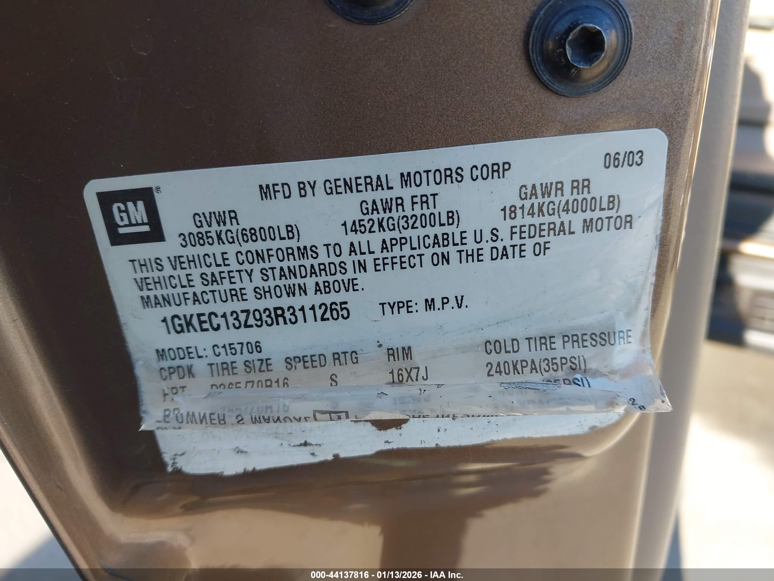 GMC YUKON image 9
