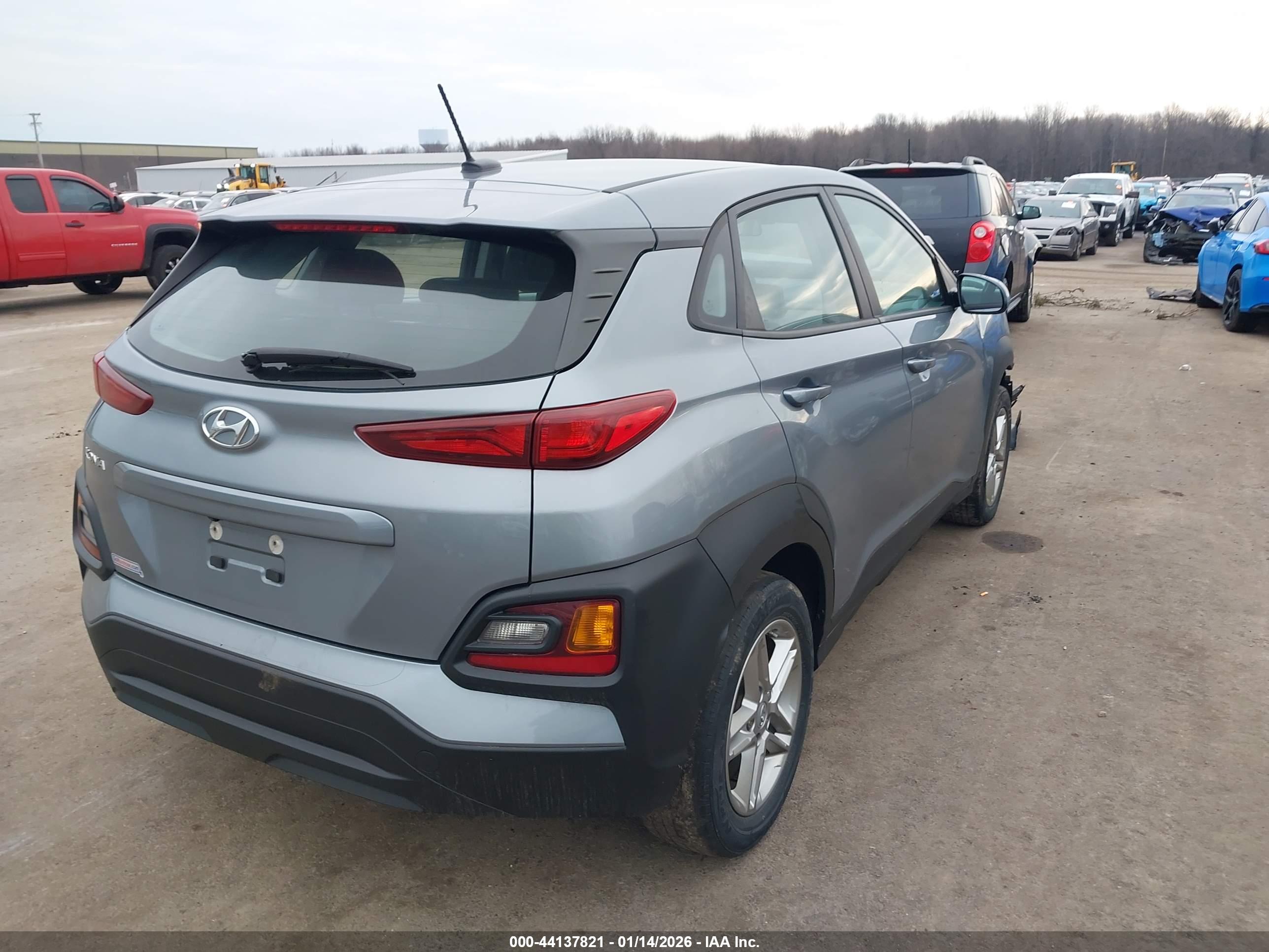 HYUNDAI KONA image 4