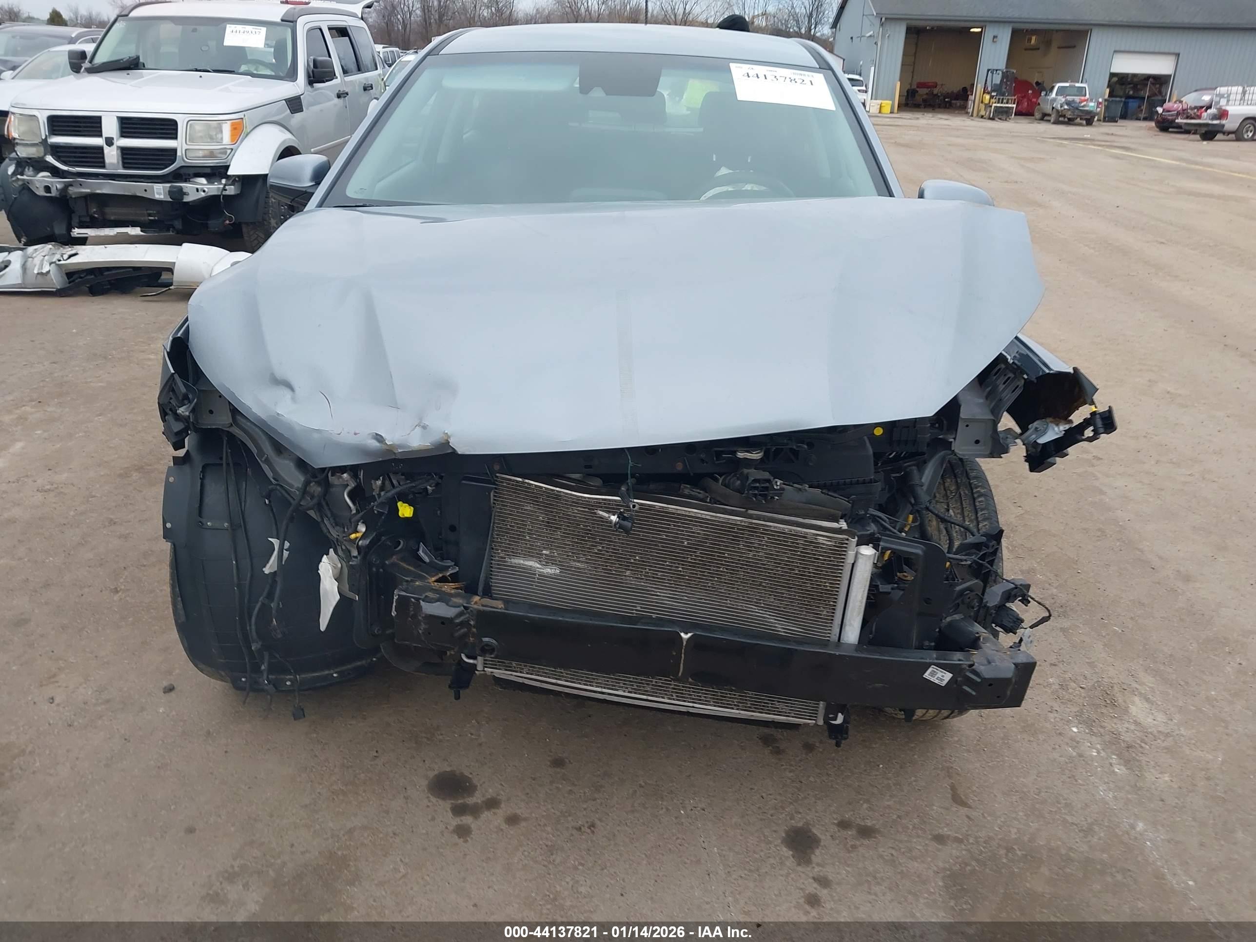 HYUNDAI KONA image 6