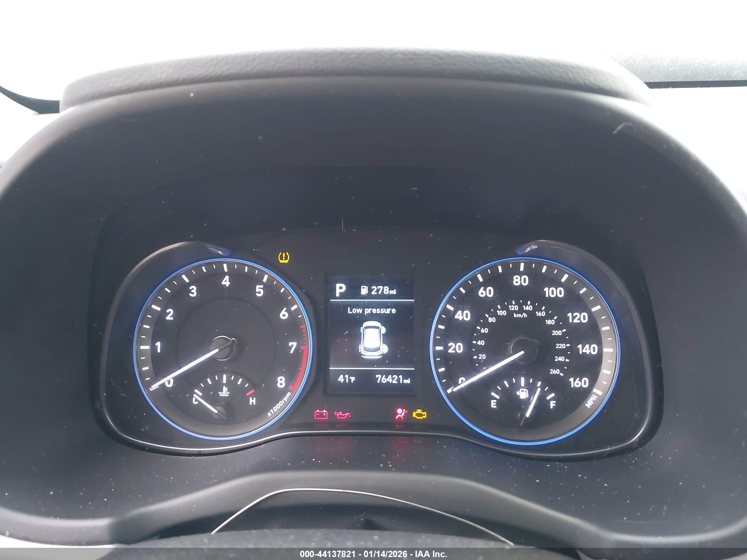 HYUNDAI KONA image 7