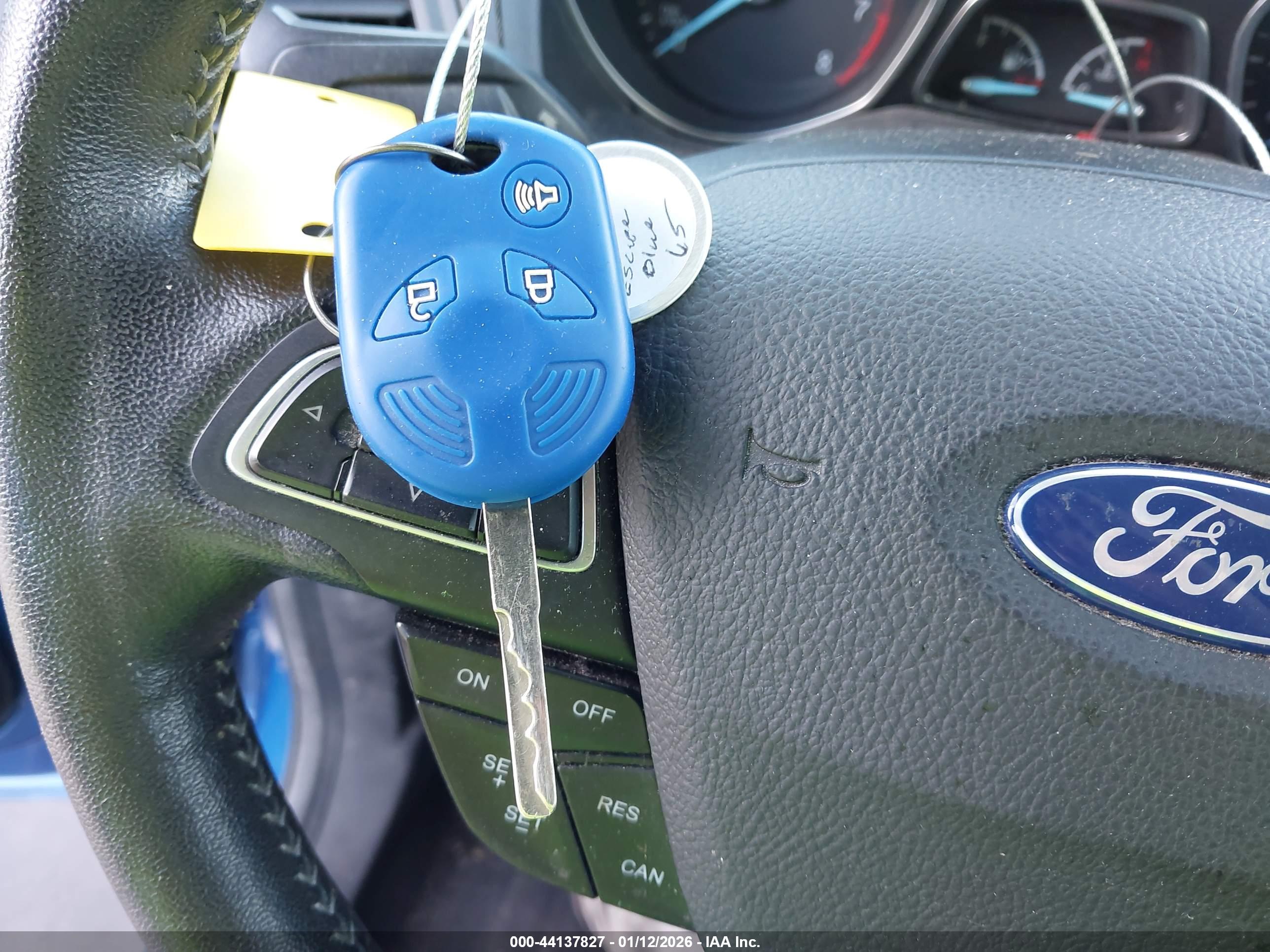 FORD ESCAPE image 11