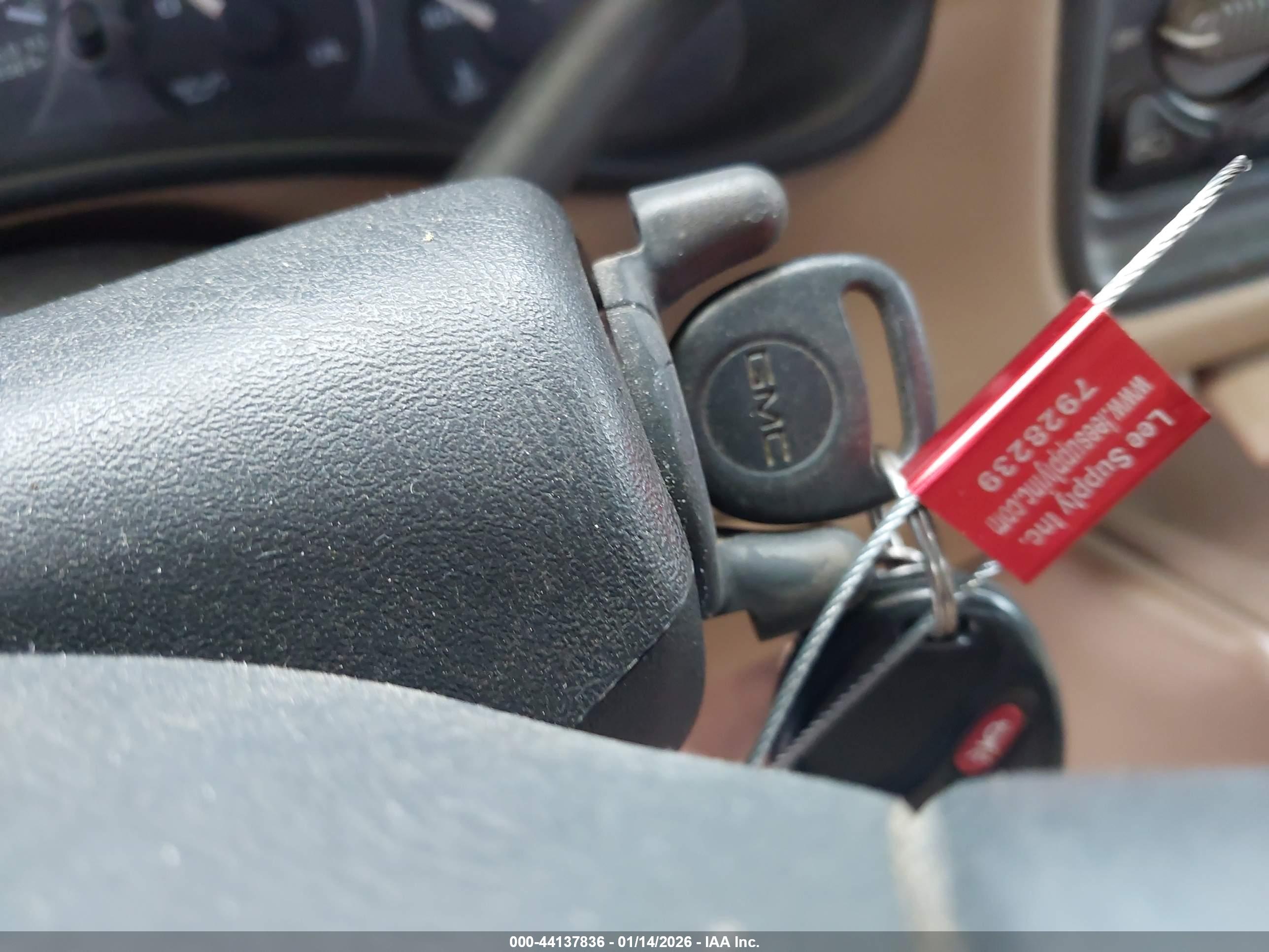 GMC SIERRA image 11