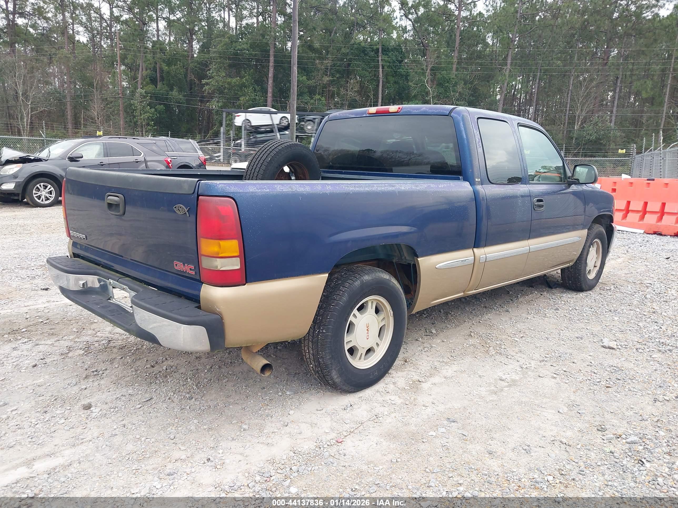 GMC SIERRA image 4