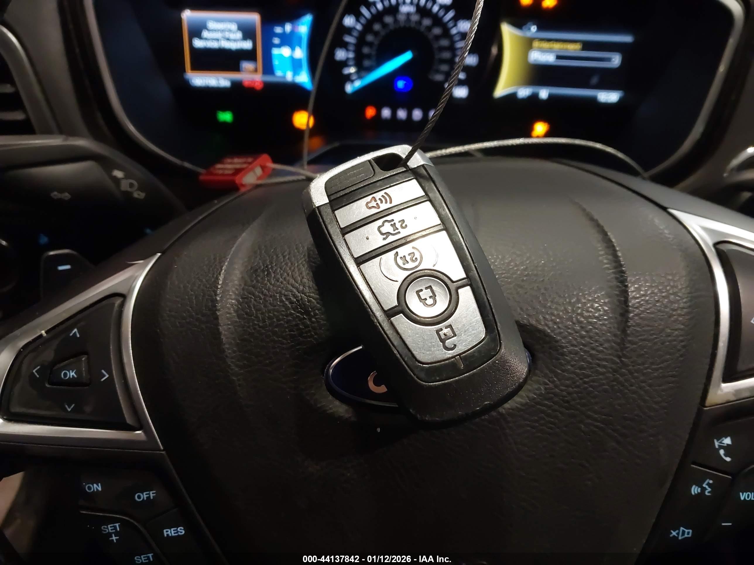 FORD FUSION image 11