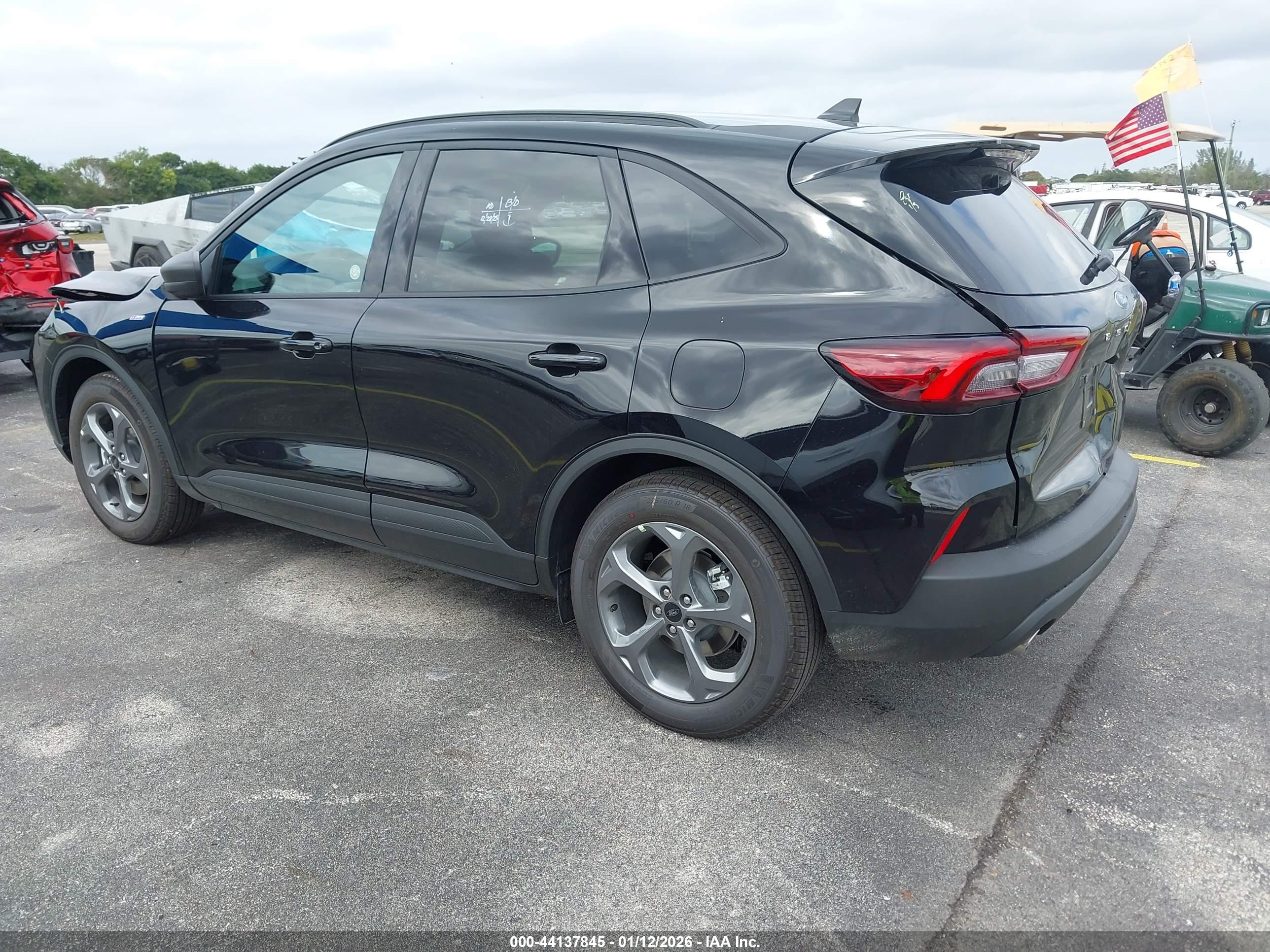 FORD ESCAPE image 3