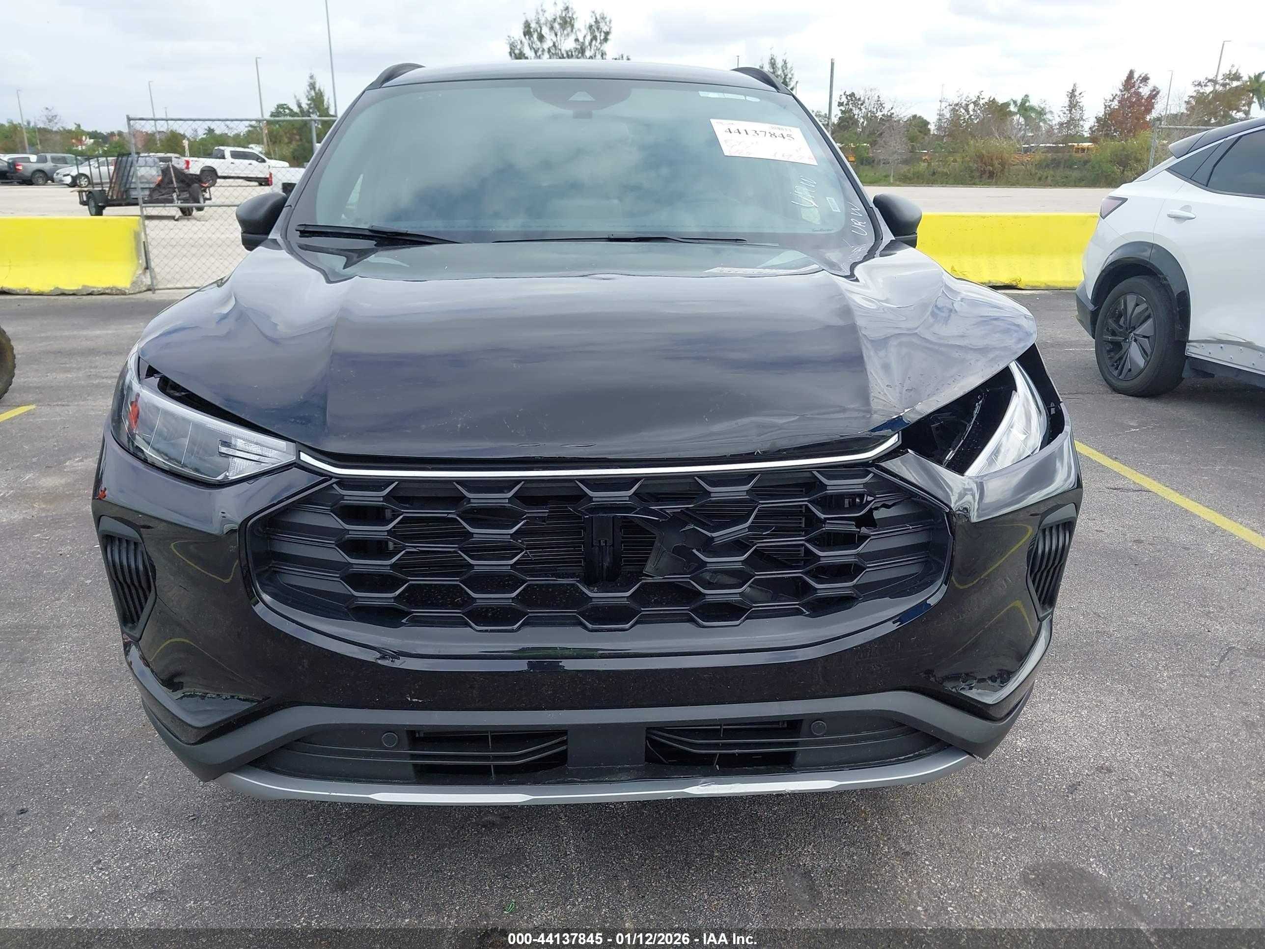 FORD ESCAPE image 6