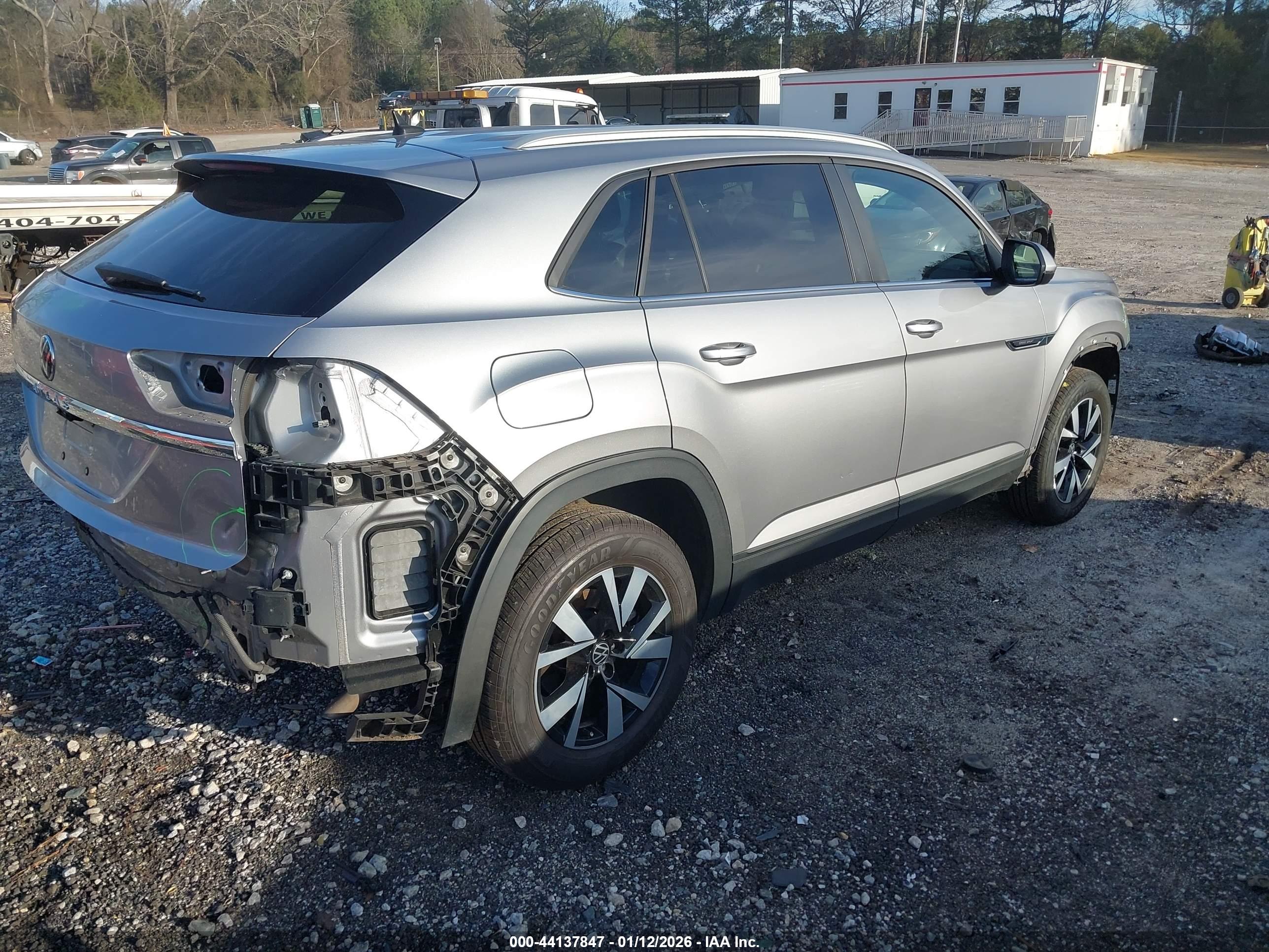 VOLKSWAGEN ATLAS image 4