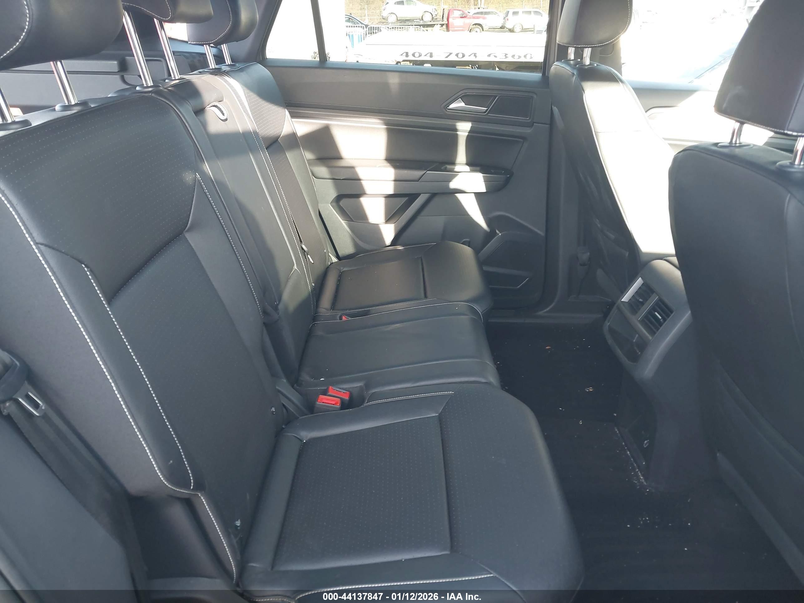 VOLKSWAGEN ATLAS image 8