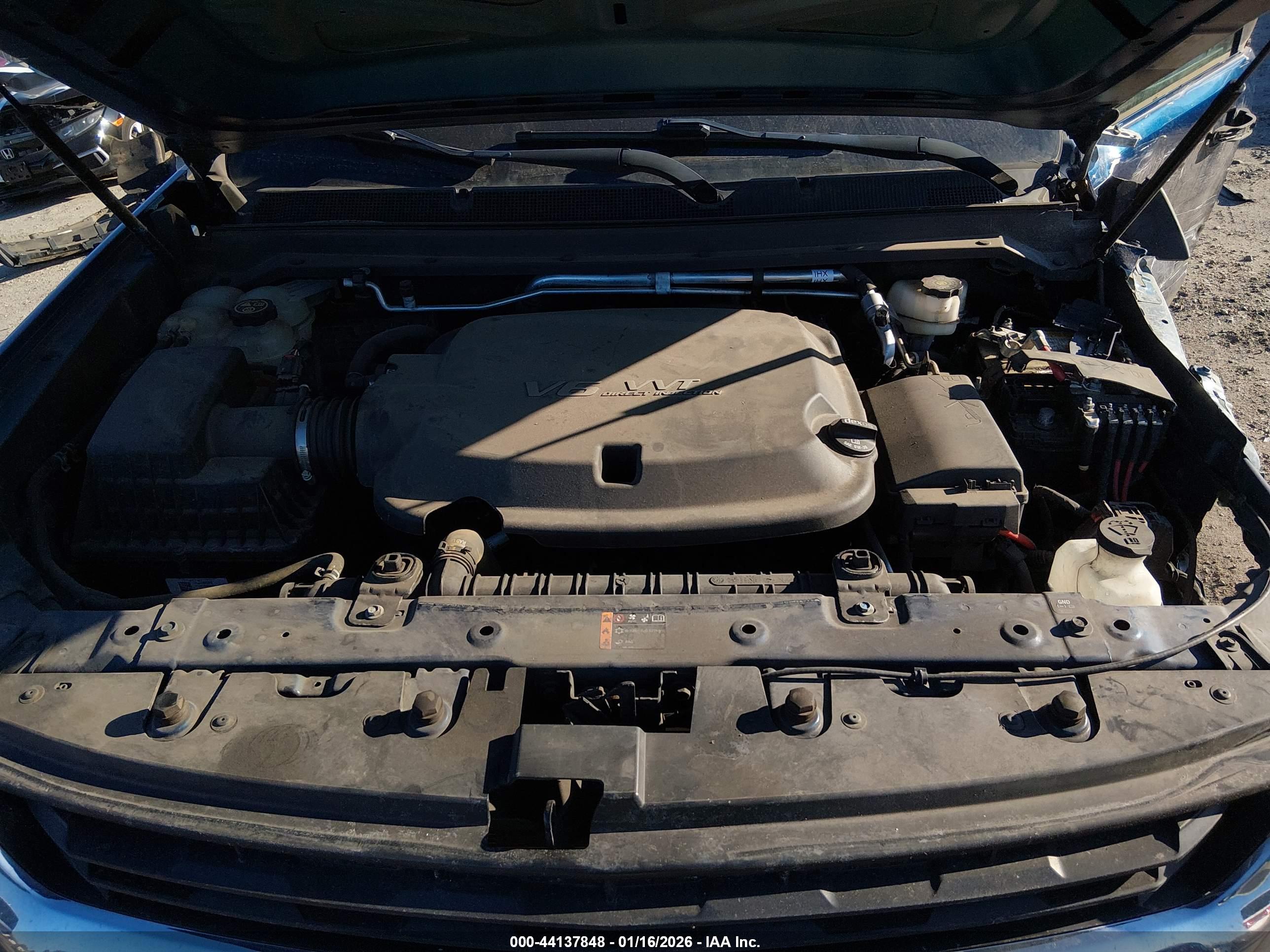 CHEVROLET COLORADO image 10