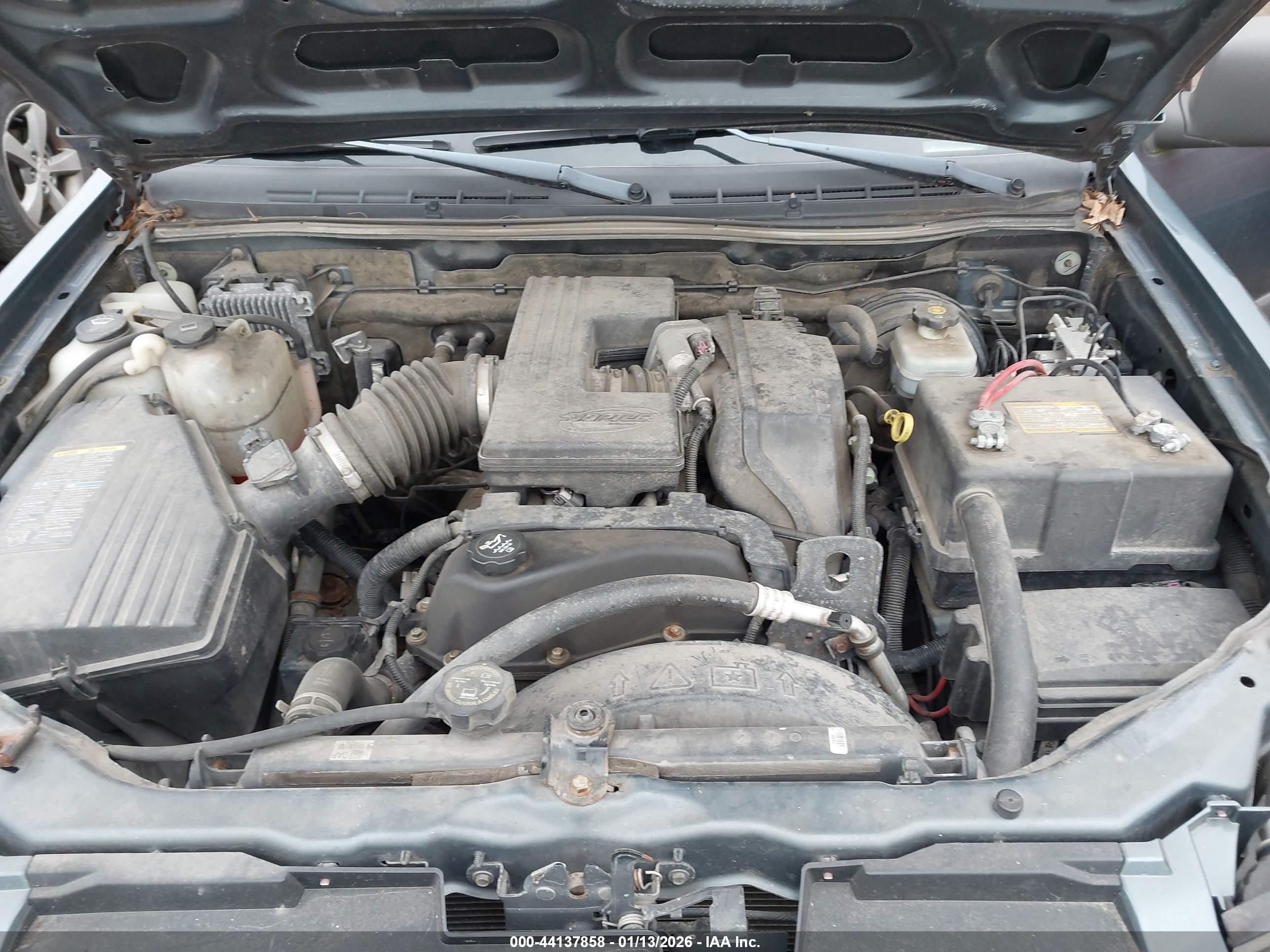 CHEVROLET COLORADO image 10