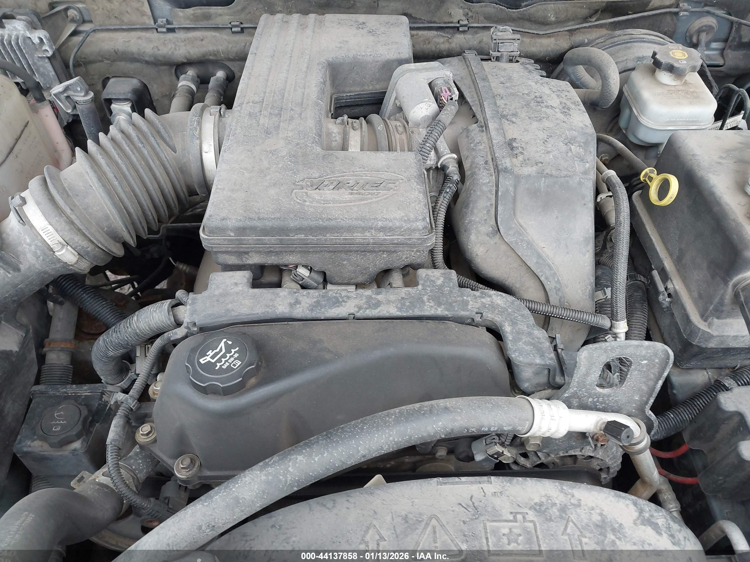 CHEVROLET COLORADO image 6