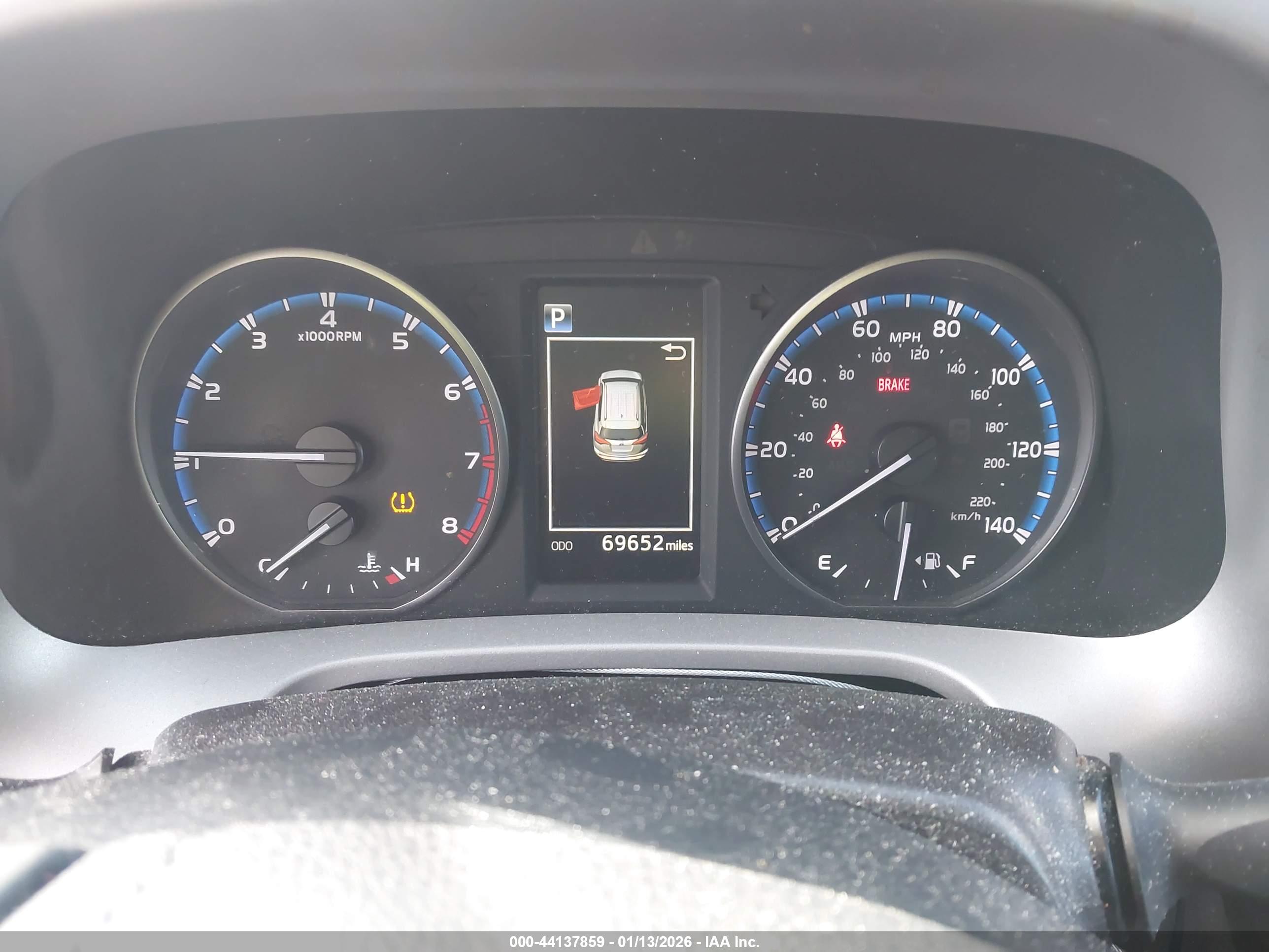 TOYOTA RAV4 image 7